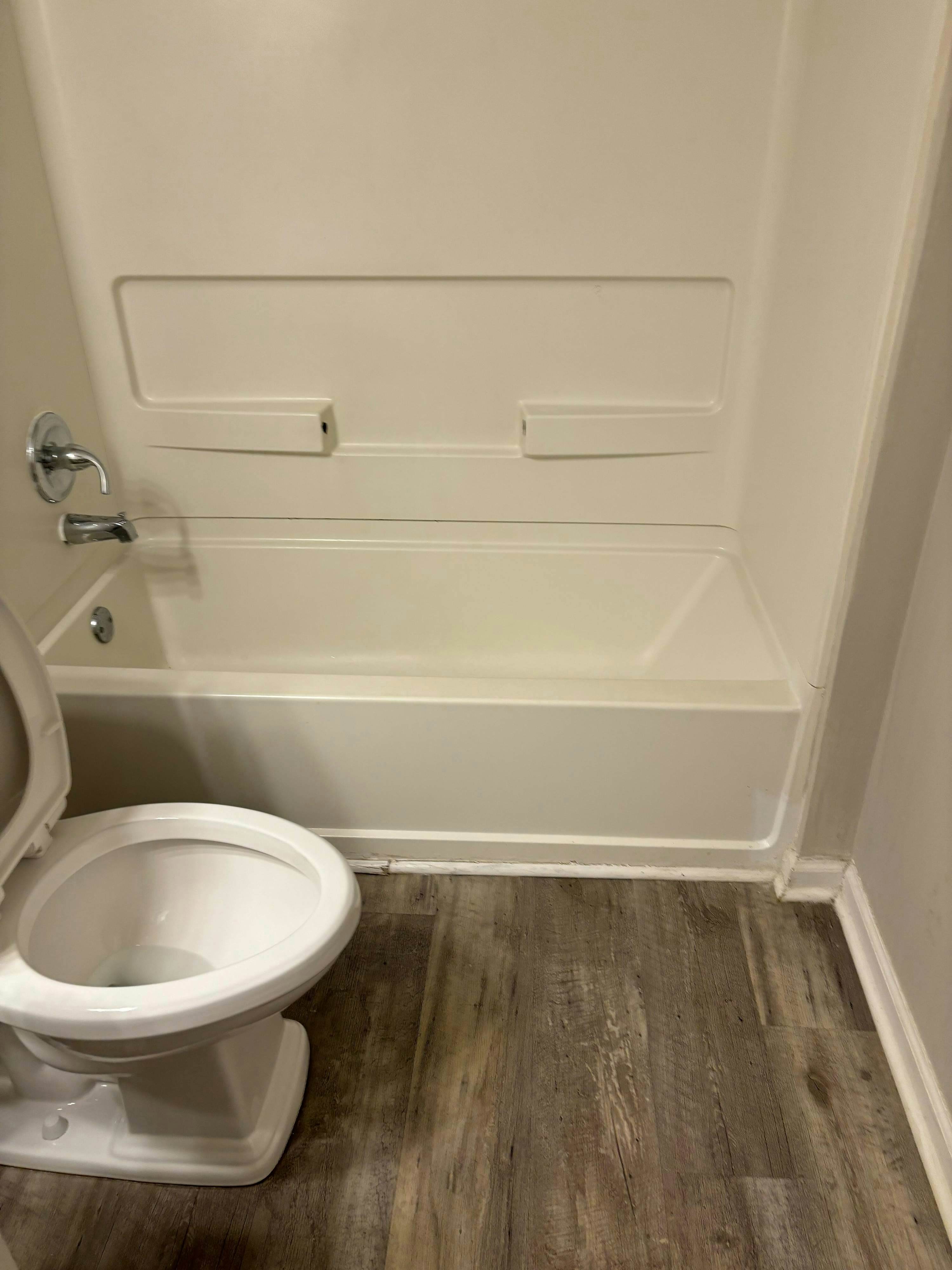 L_206GldstnDr_Columbia