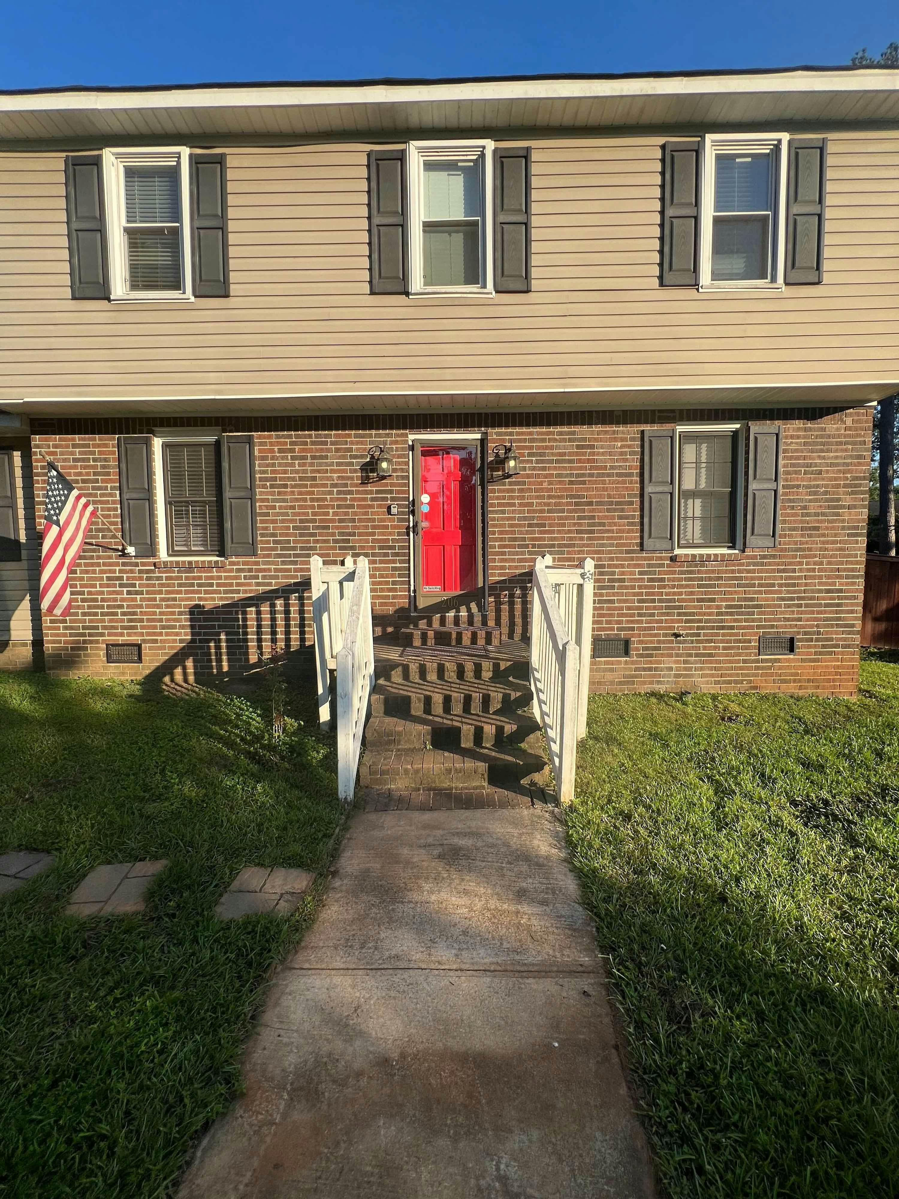 L_206GldstnDr_Columbia