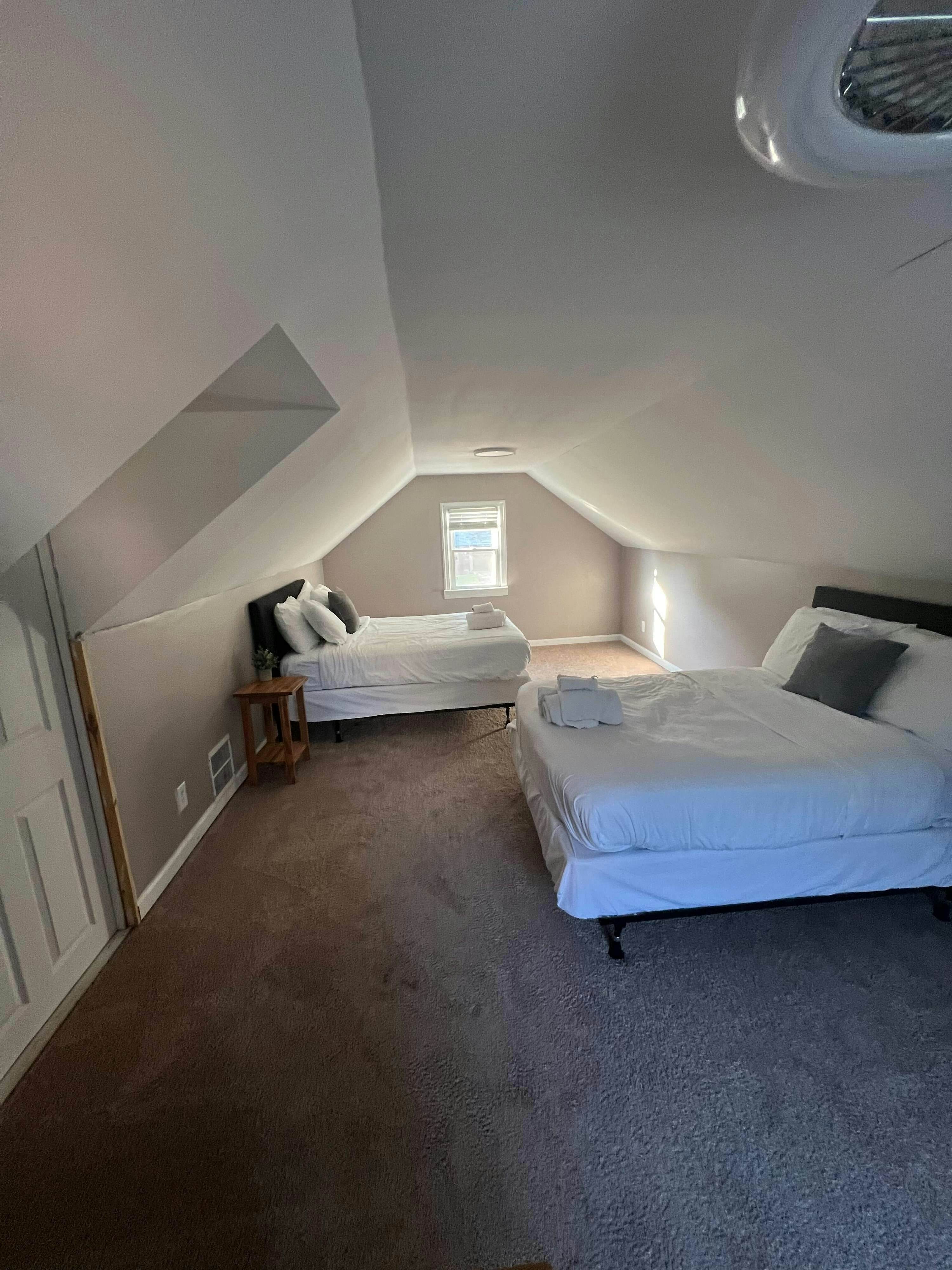 L_206GldstnDr_Columbia