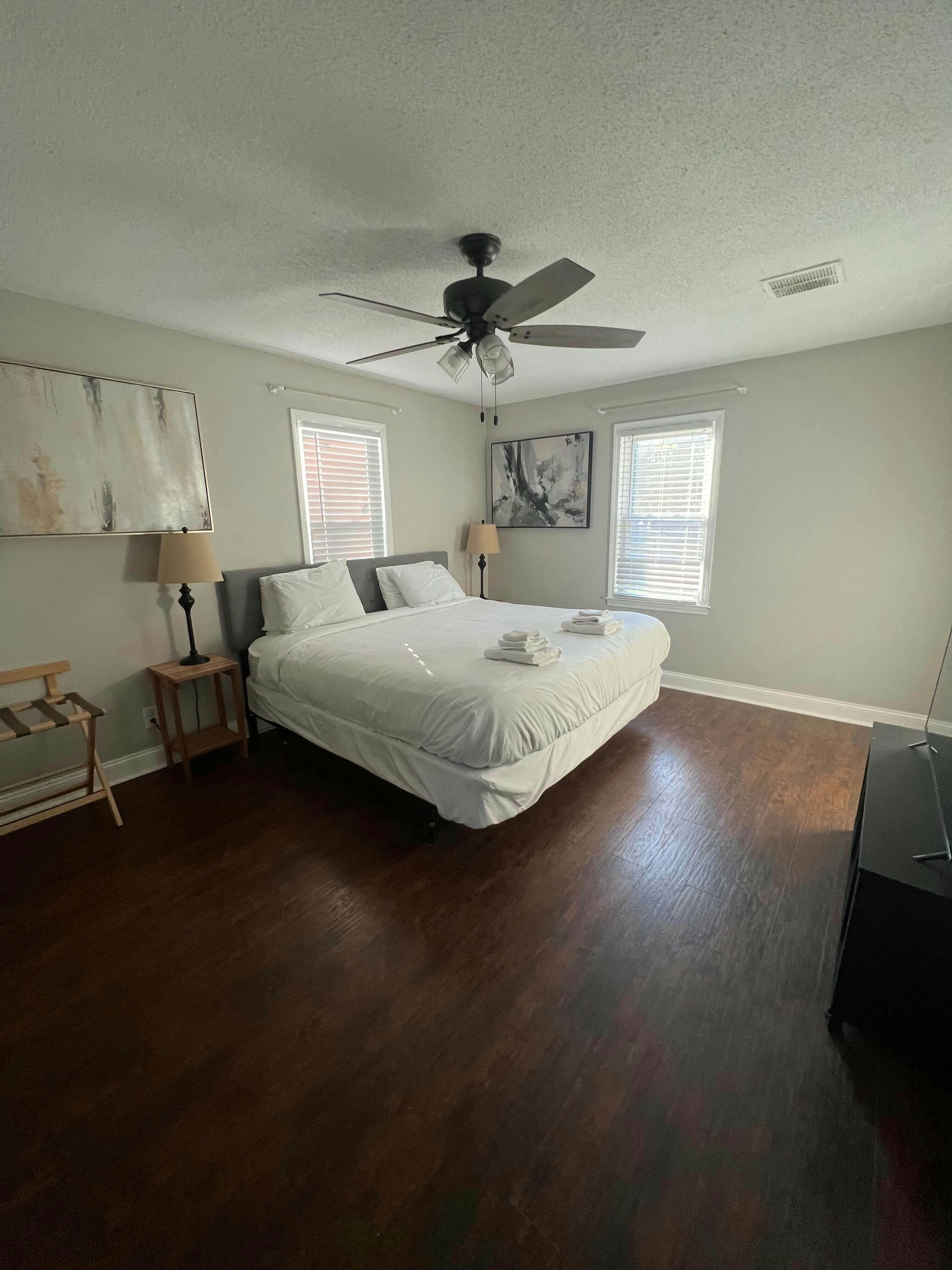 L_206GldstnDr_Columbia