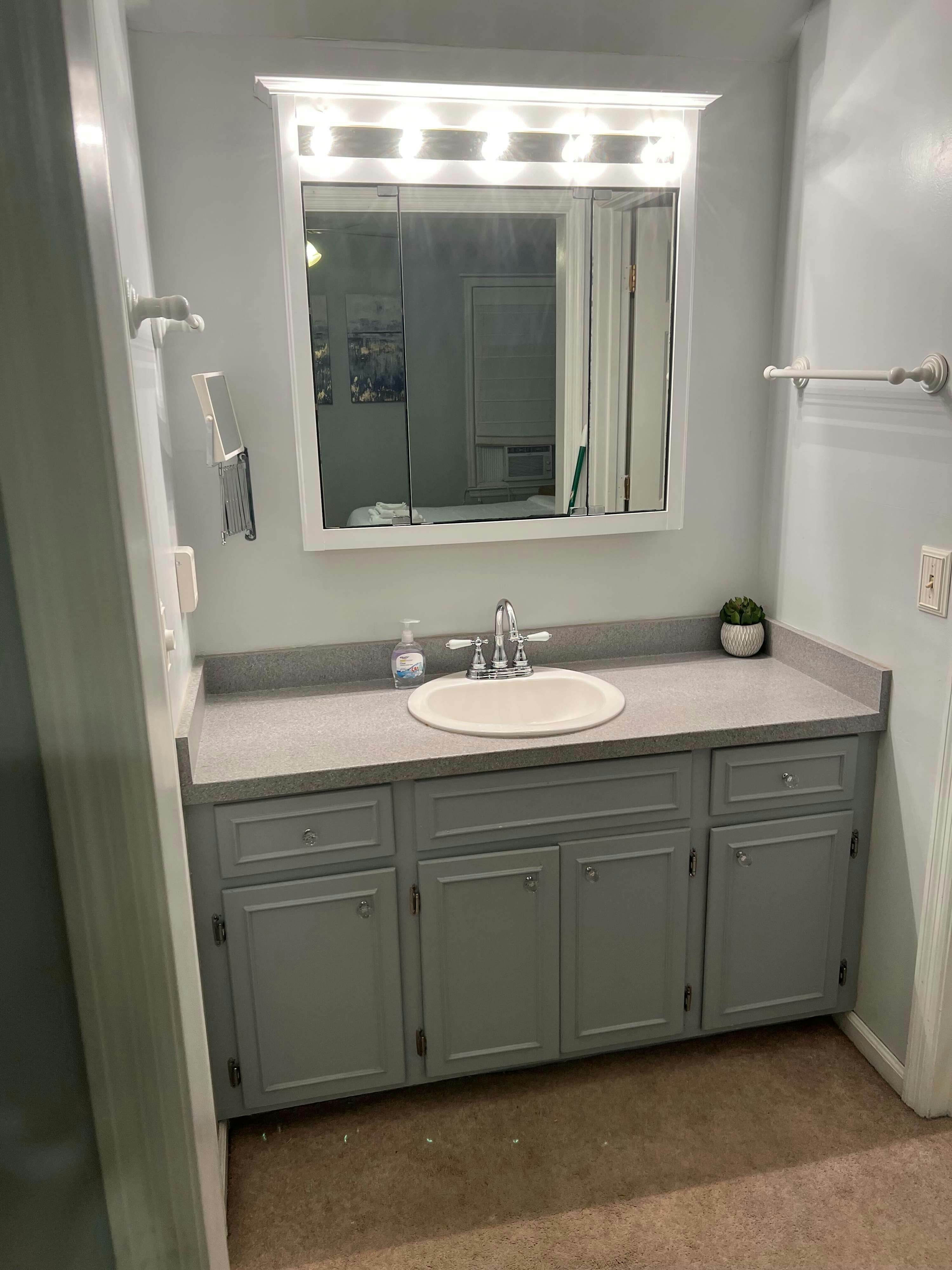 O_2417ExtnShr_Columbia