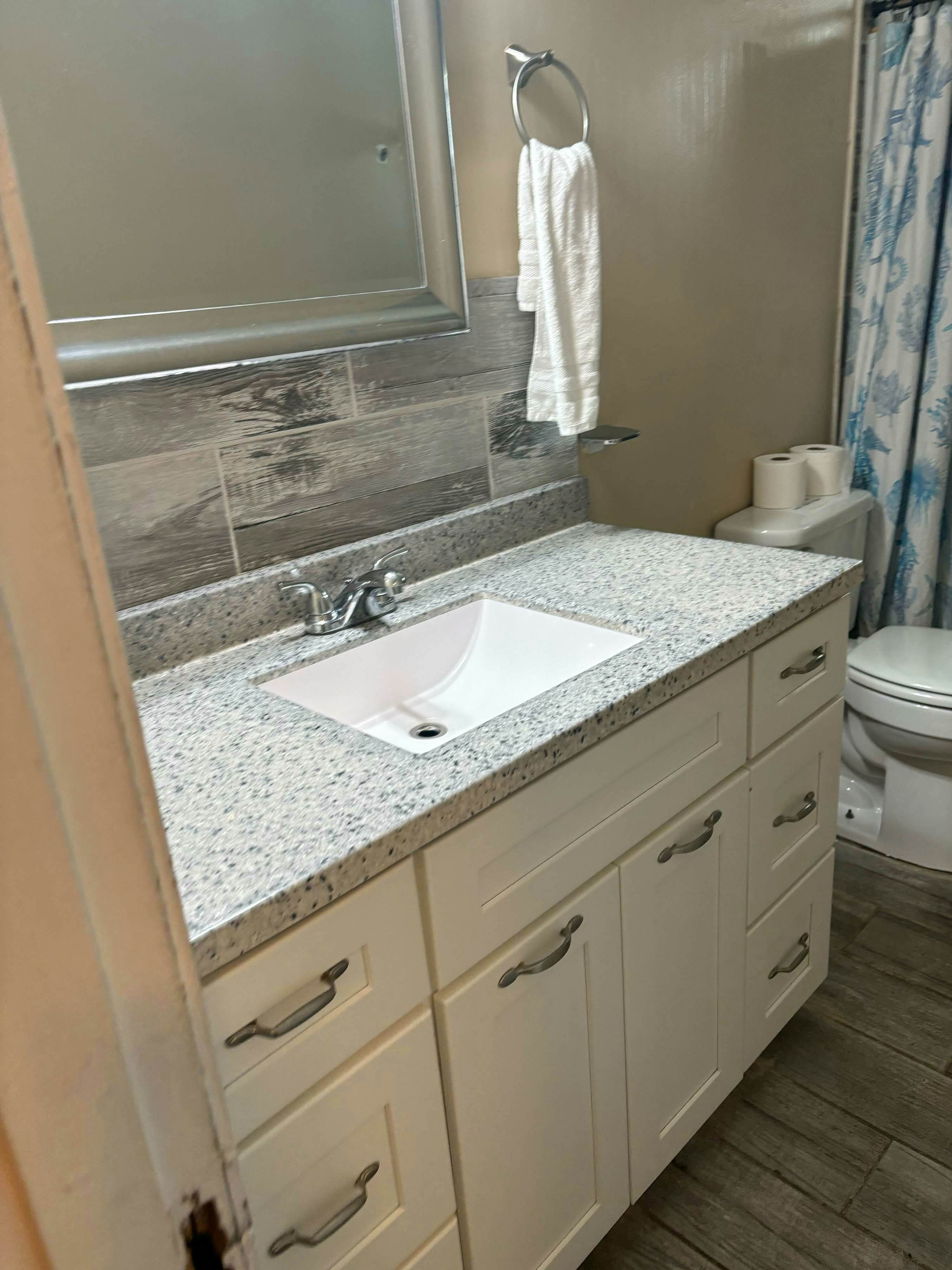 O_500Antioch_Columbia