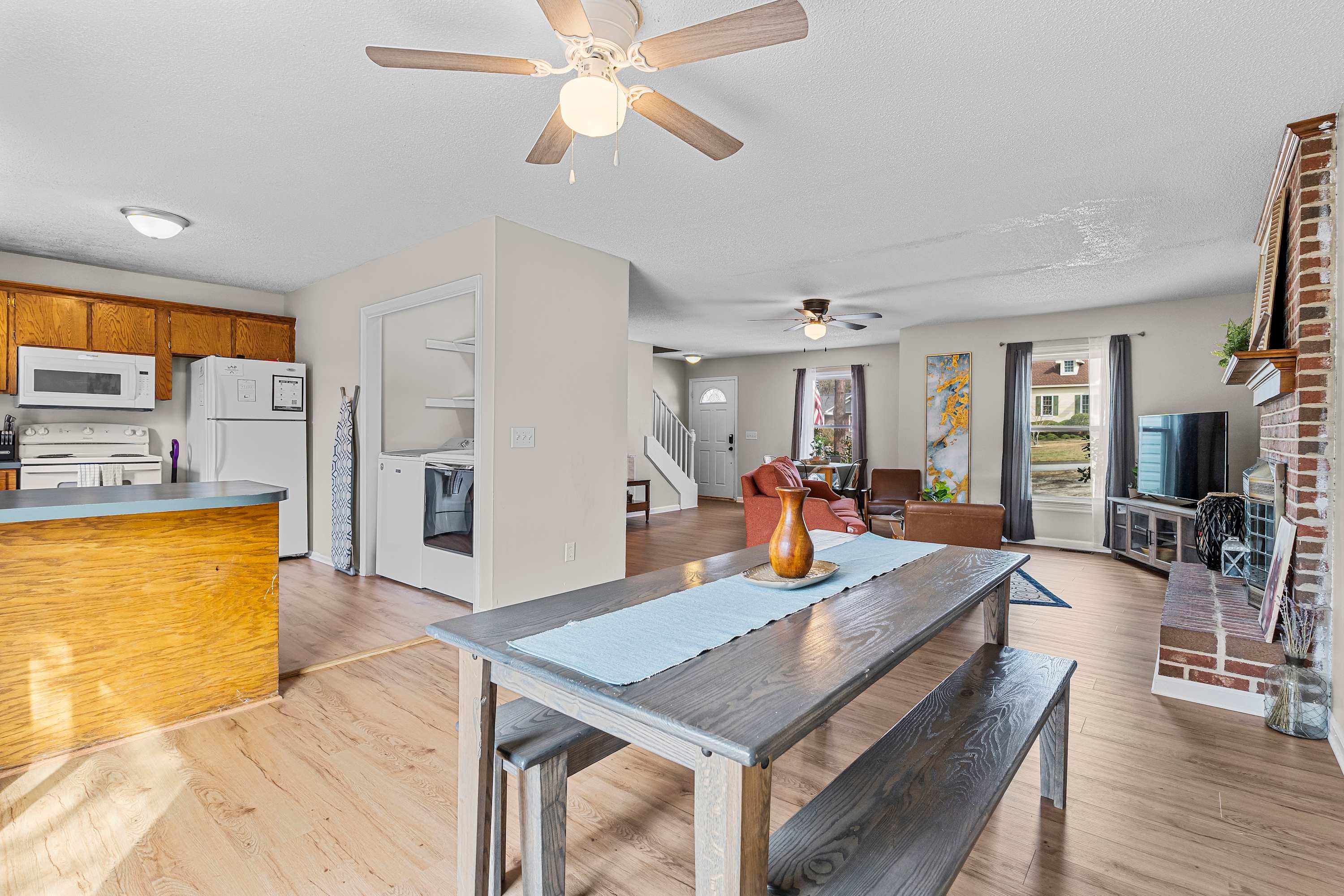 Large Private Yard, Near USC! - The Garnet Goliath