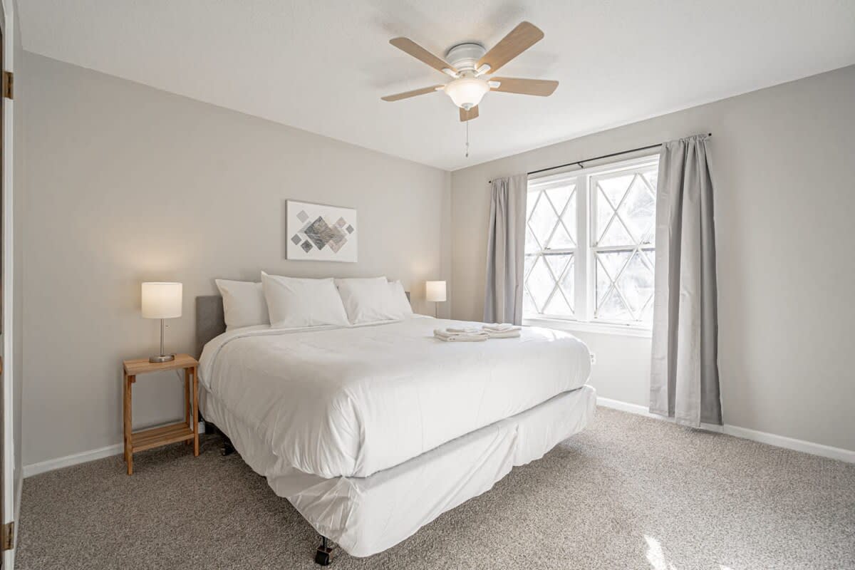 Mins to Lake Murray & Downtown! Serene on Sonning