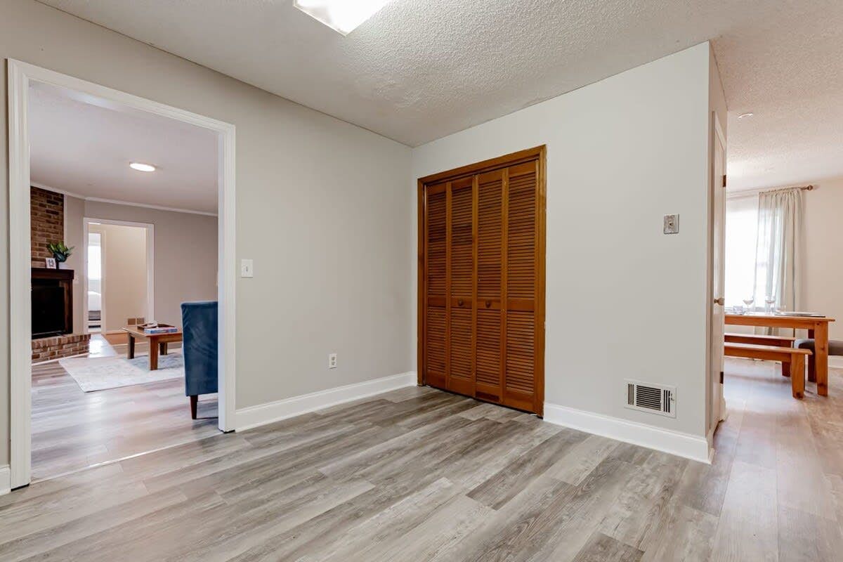 F_1612NWdstrm_Columbia