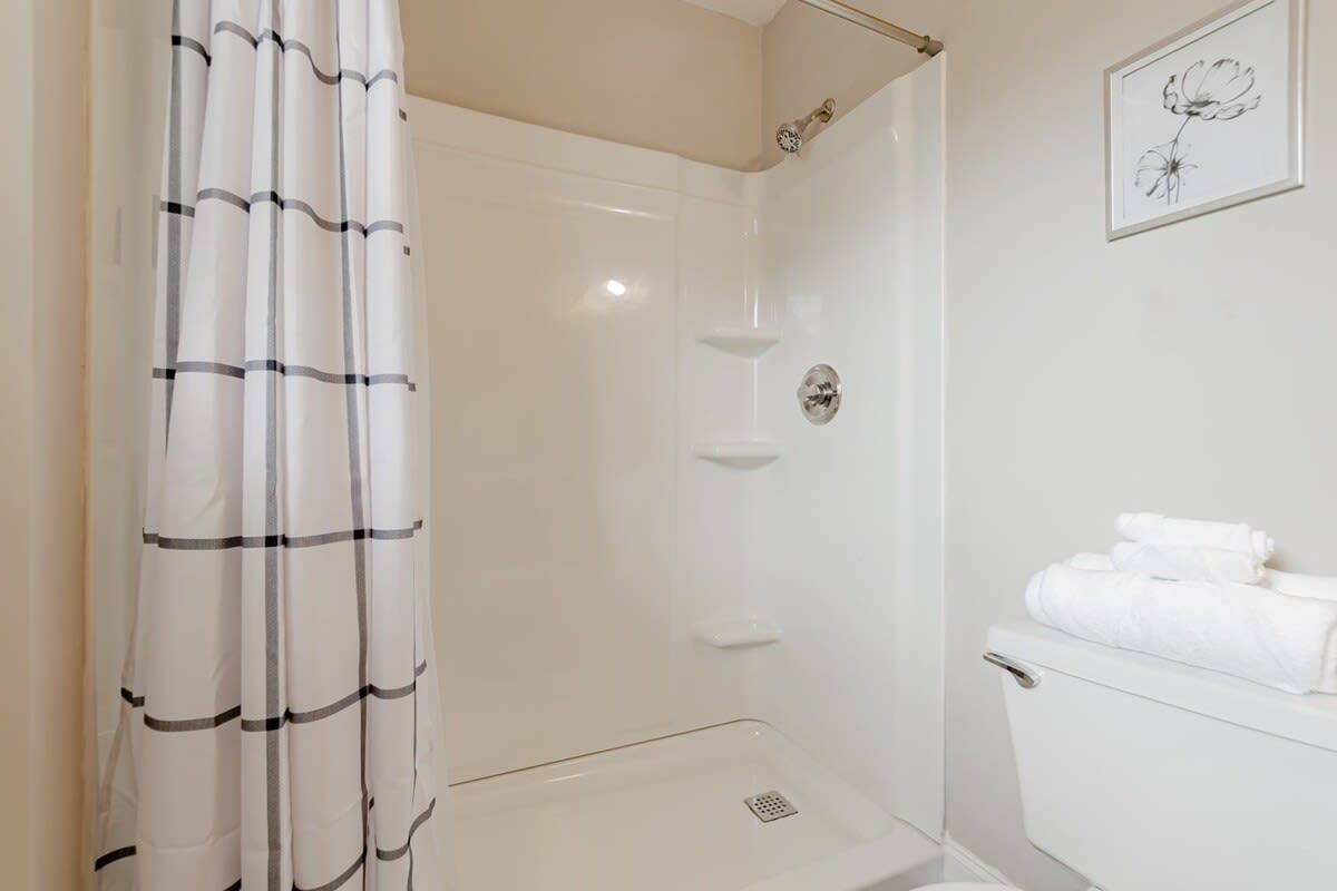 F_1612NWdstrm_Columbia