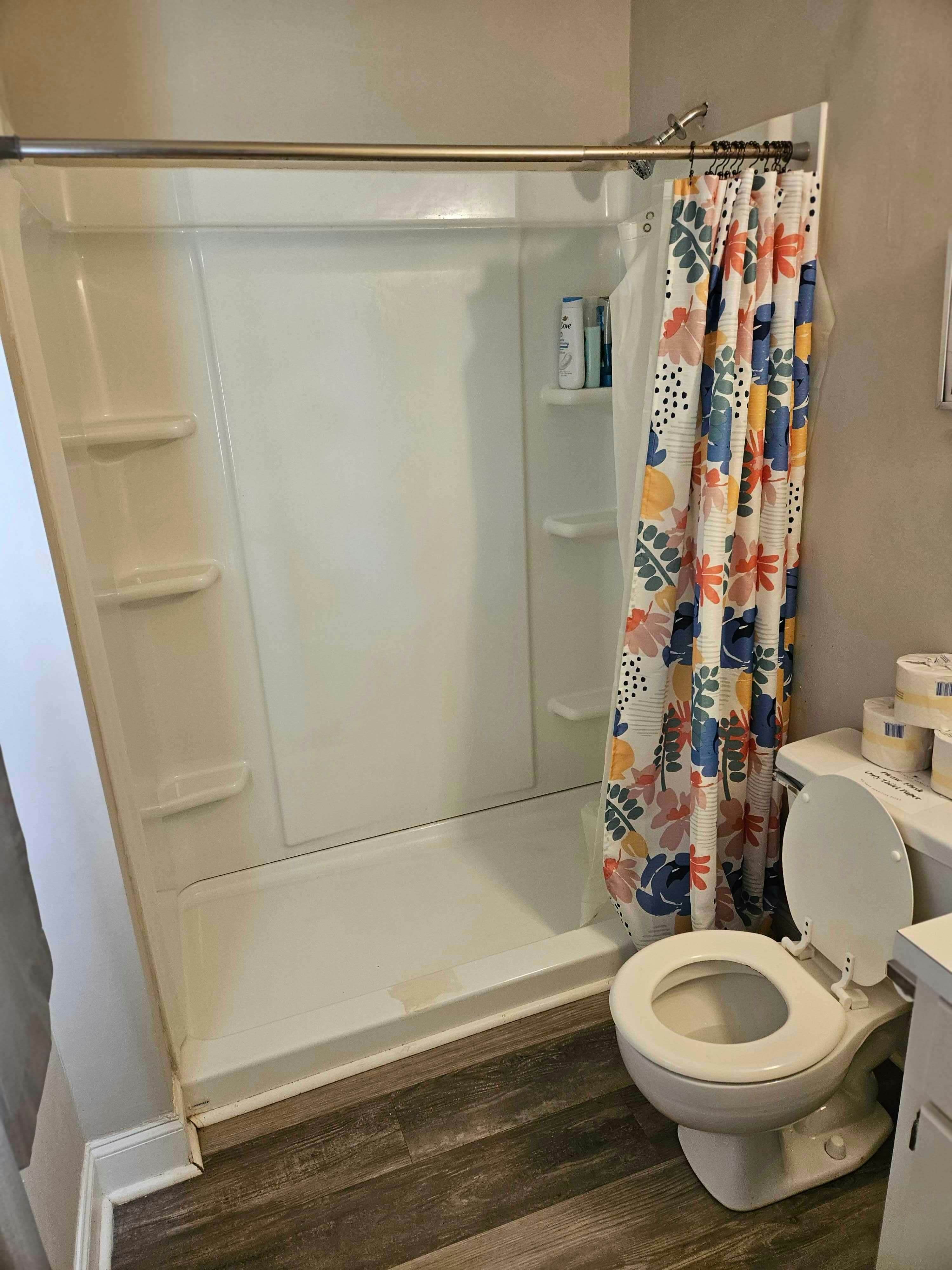 F_1612NWdstrm_Columbia