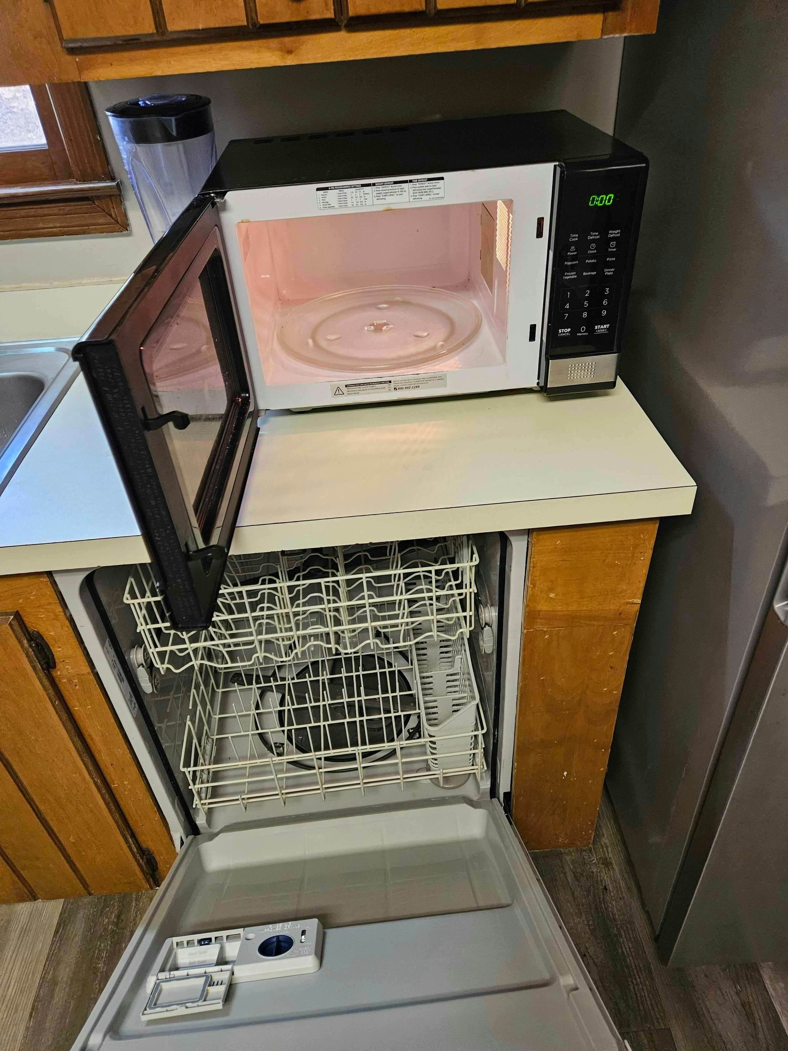 F_1612NWdstrm_Columbia