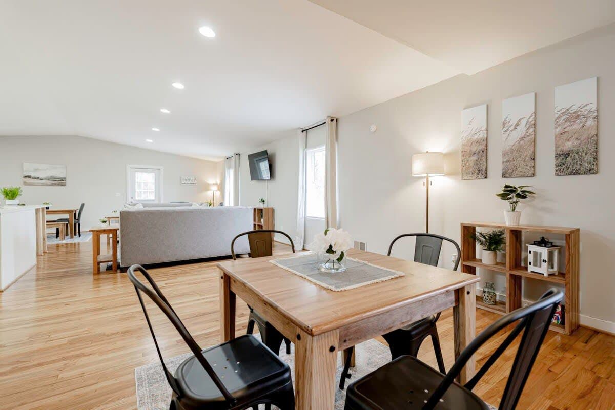 Z_1900Hllnd_C_West_Columbia (Both Units)