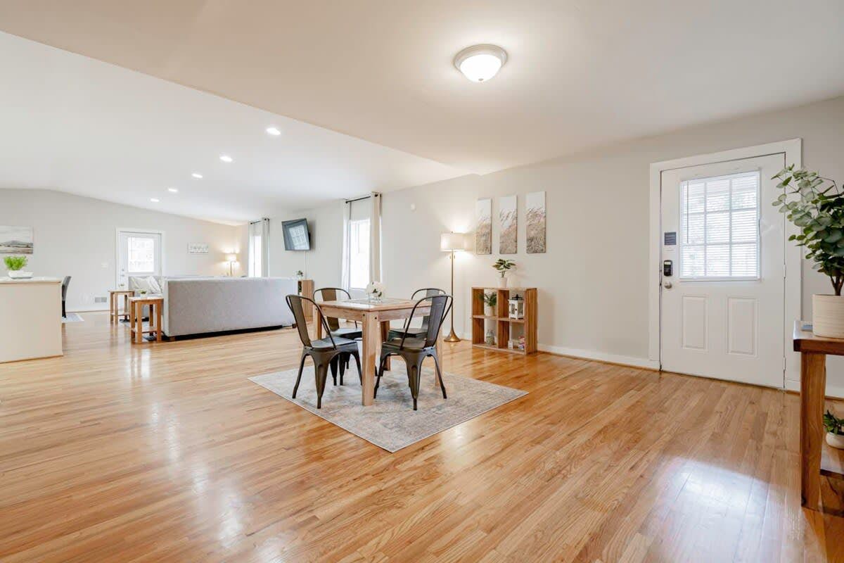 Z_1900Hllnd_C_West_Columbia (Both Units)