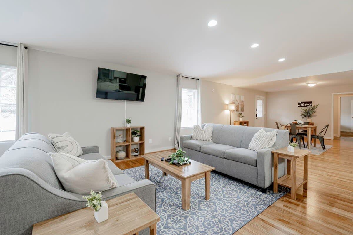 Z_1900Hllnd_C_West_Columbia (Both Units)