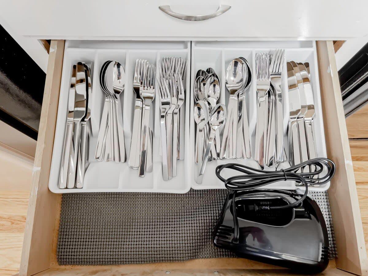 Z_1900Hllnd_C_West_Columbia (Both Units)