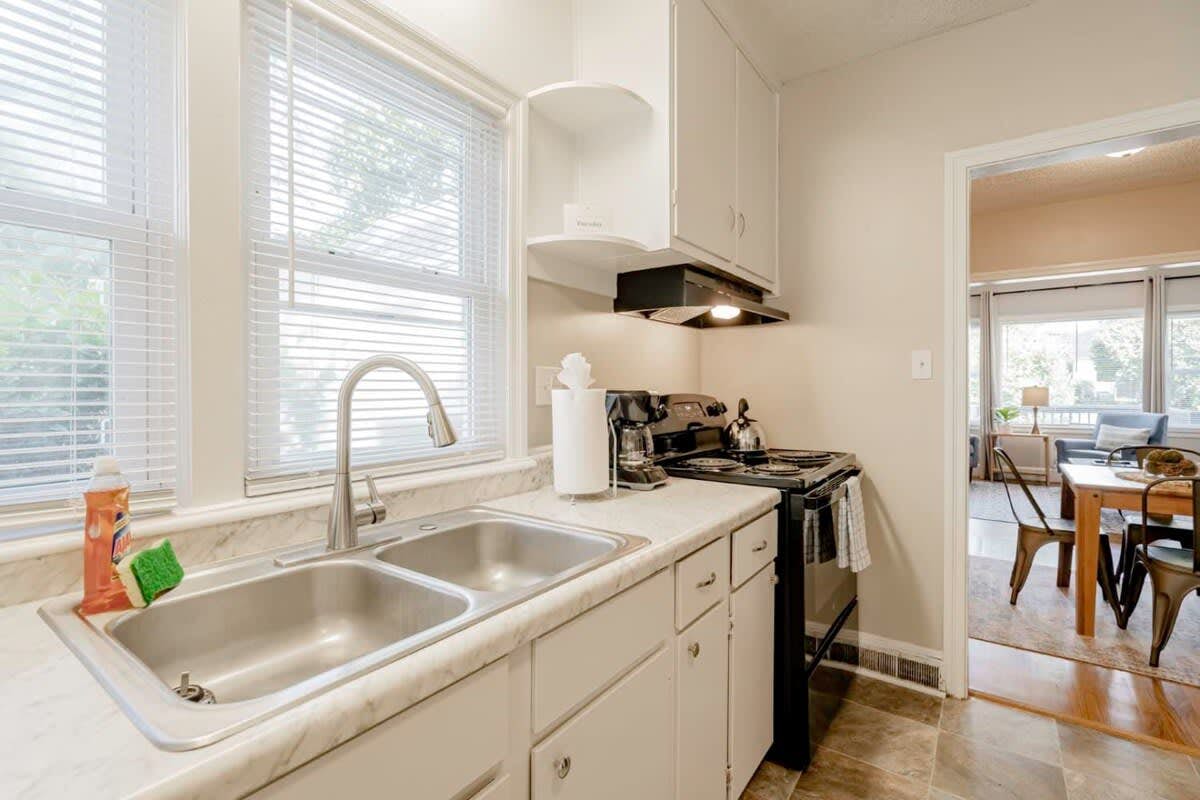 Z_1900Hllnd_C_West_Columbia (Both Units)