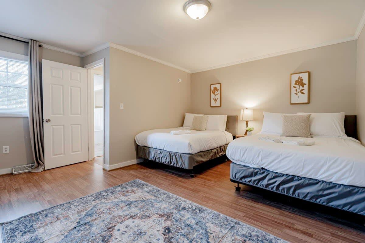 Z_1900Hllnd_C_West_Columbia (Both Units)