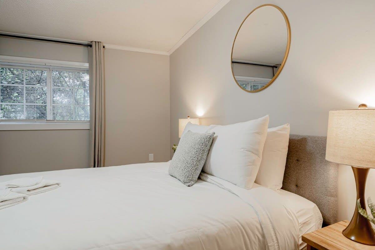 Z_1900Hllnd_C_West_Columbia (Both Units)