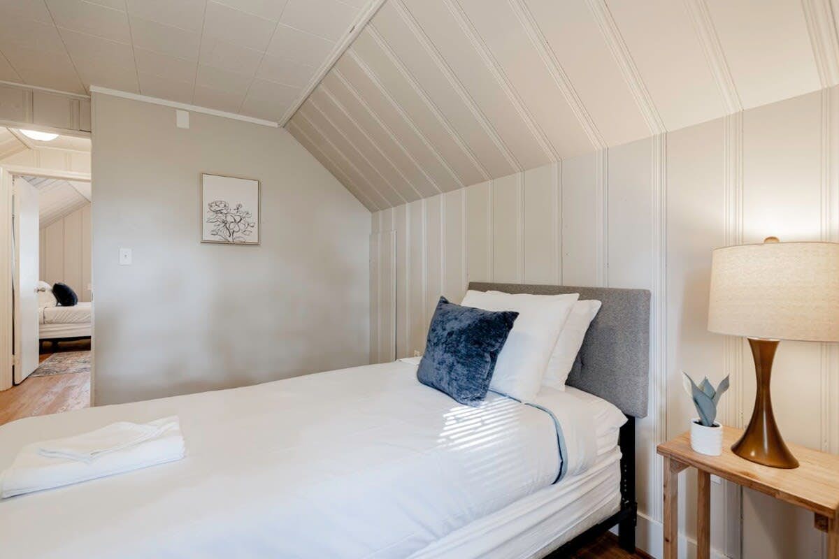 Z_1900Hllnd_A_West_Columbia