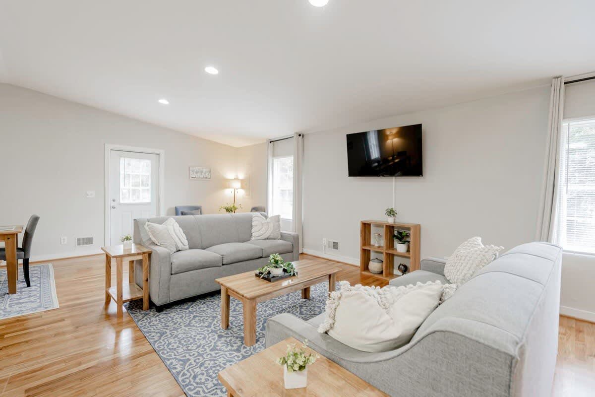 Z_1900Hllnd_B_West_Columbia