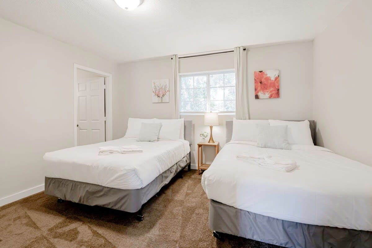 Z_1900Hllnd_B_West_Columbia