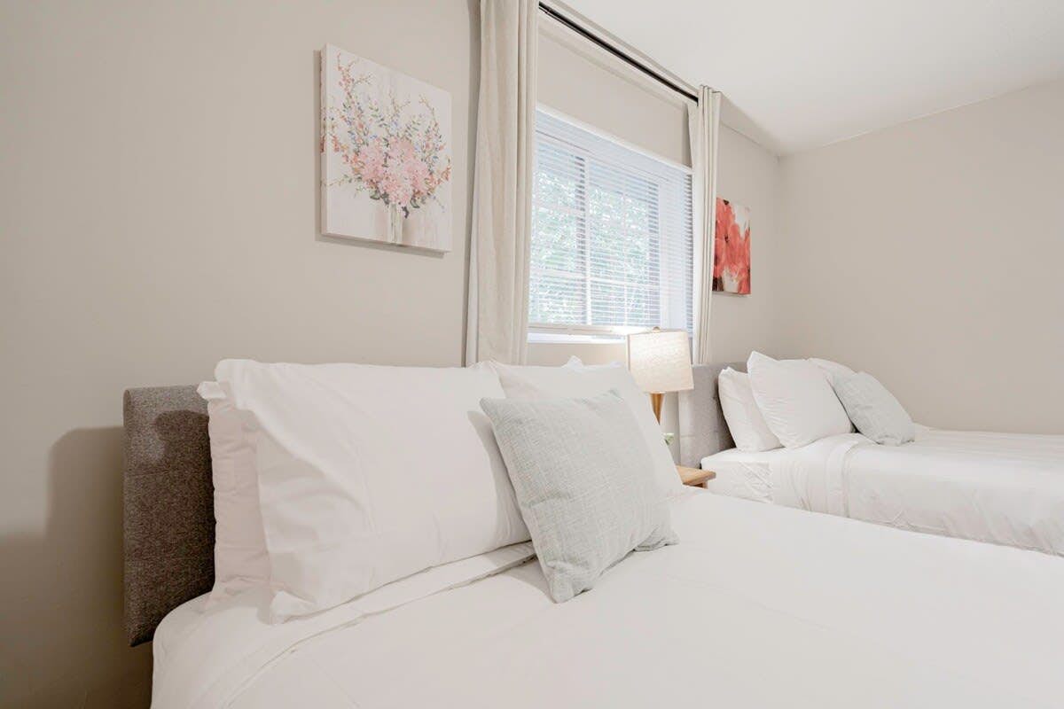 Z_1900Hllnd_B_West_Columbia