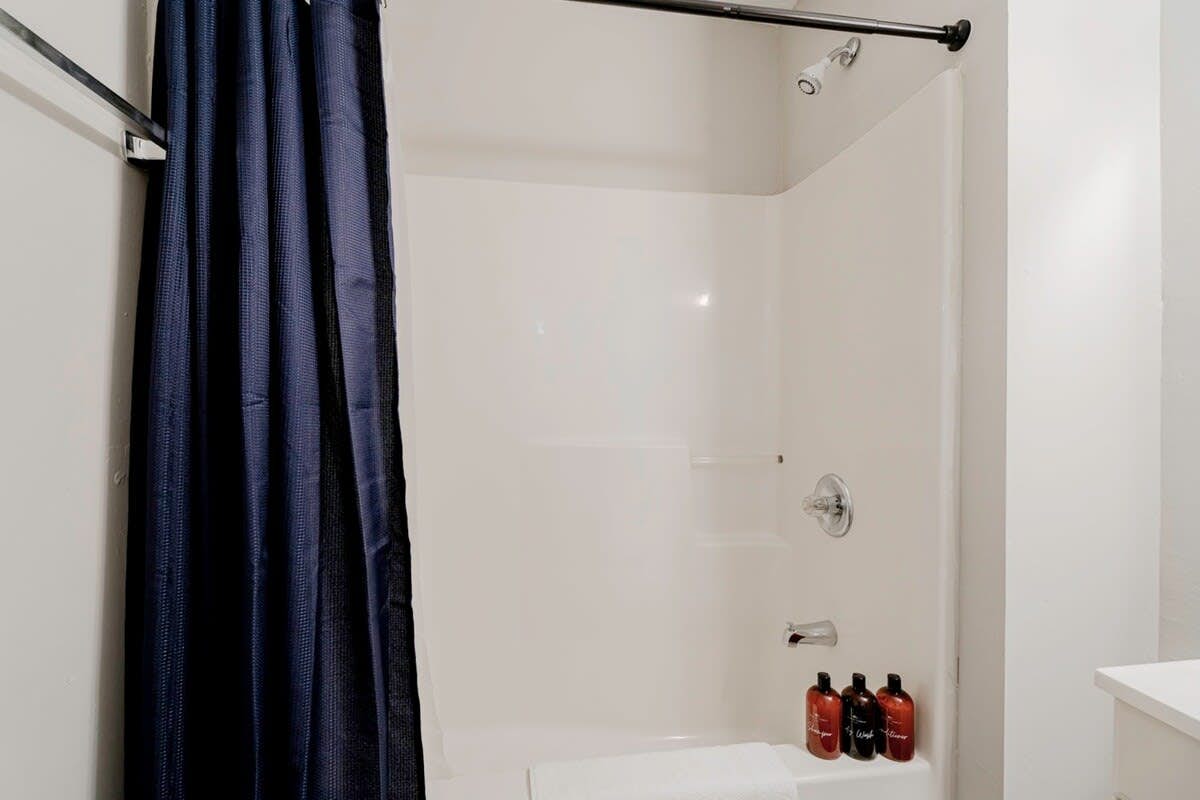 Z_1900Hllnd_B_West_Columbia