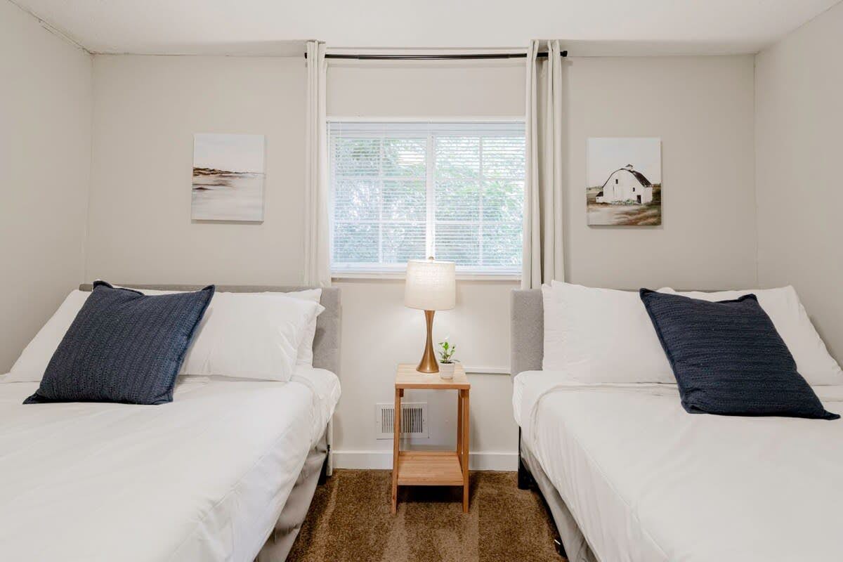 Z_1900Hllnd_B_West_Columbia