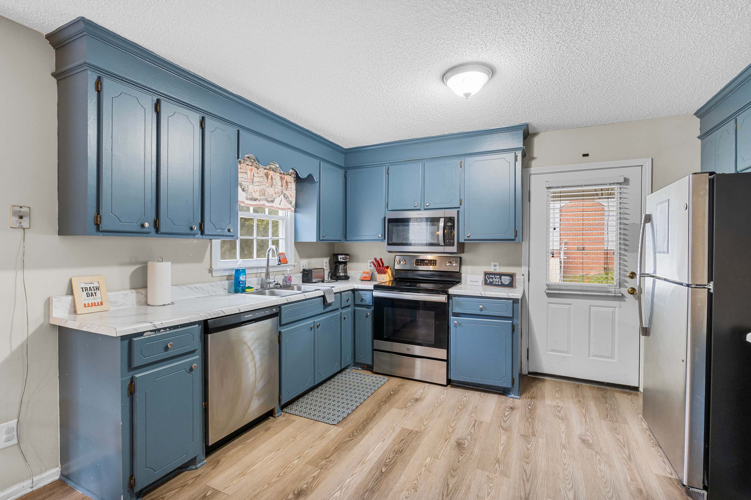 Near Bases & USC - Stay At The Gamecock Cutie!