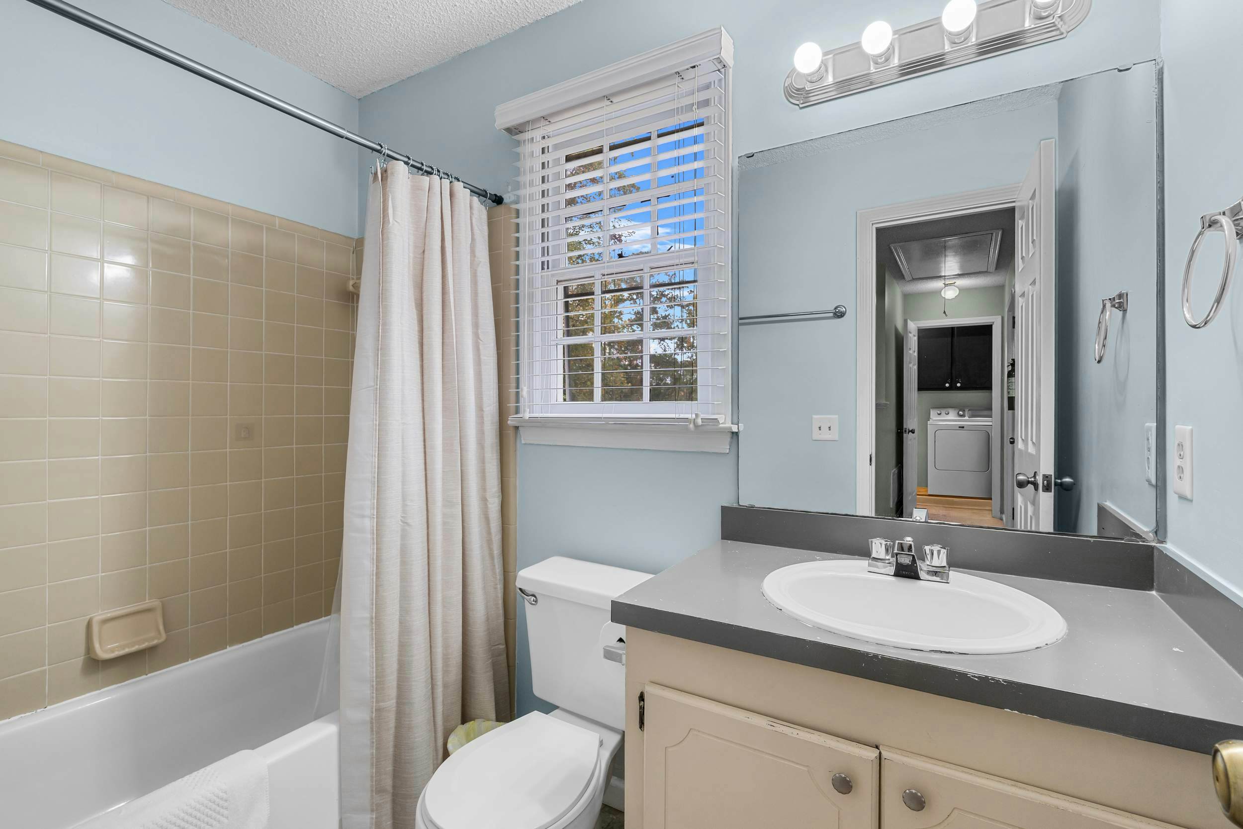 O_2205Crdngtn_Columbia