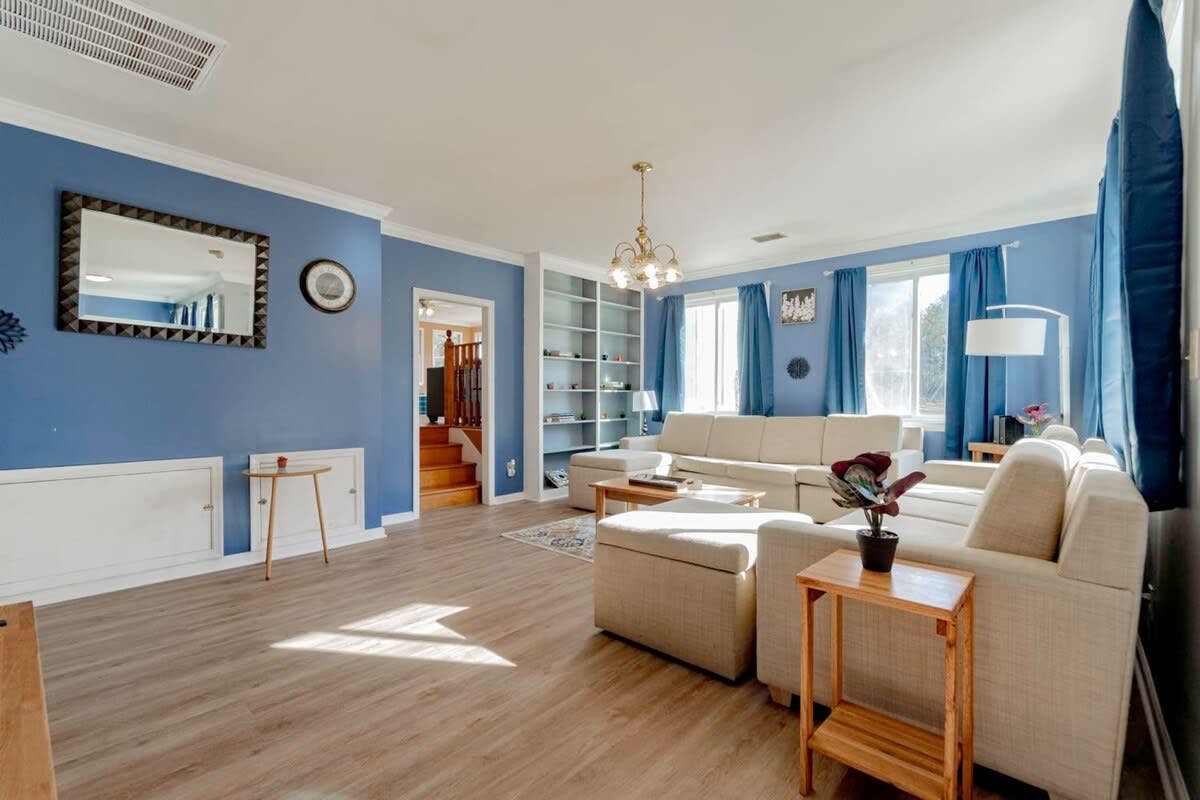 V_1728CanalDr_Columbia