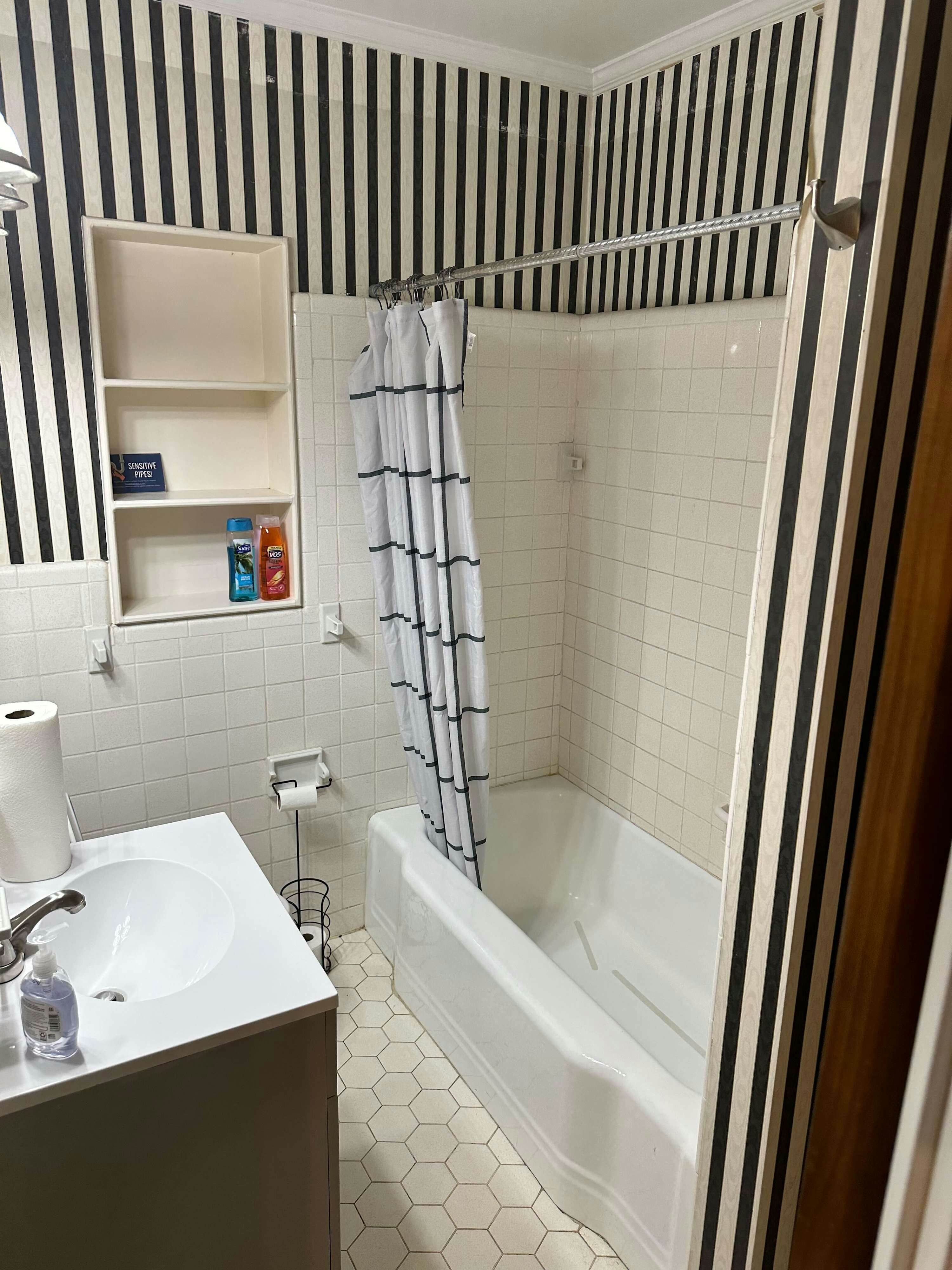 V_1728CanalDr_Columbia