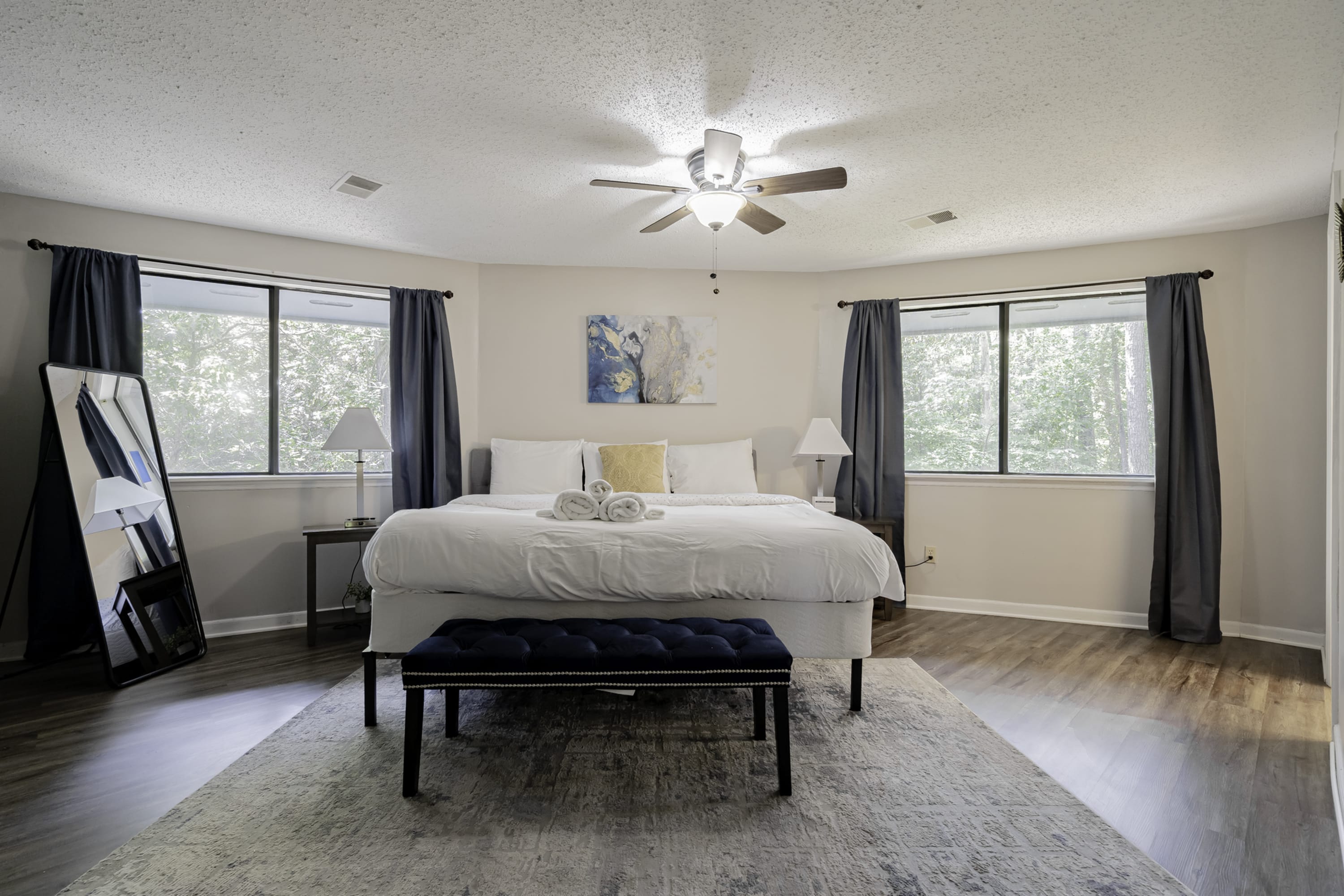 Octagonal Home & Wrap-Around Porch - Opulent Oasis