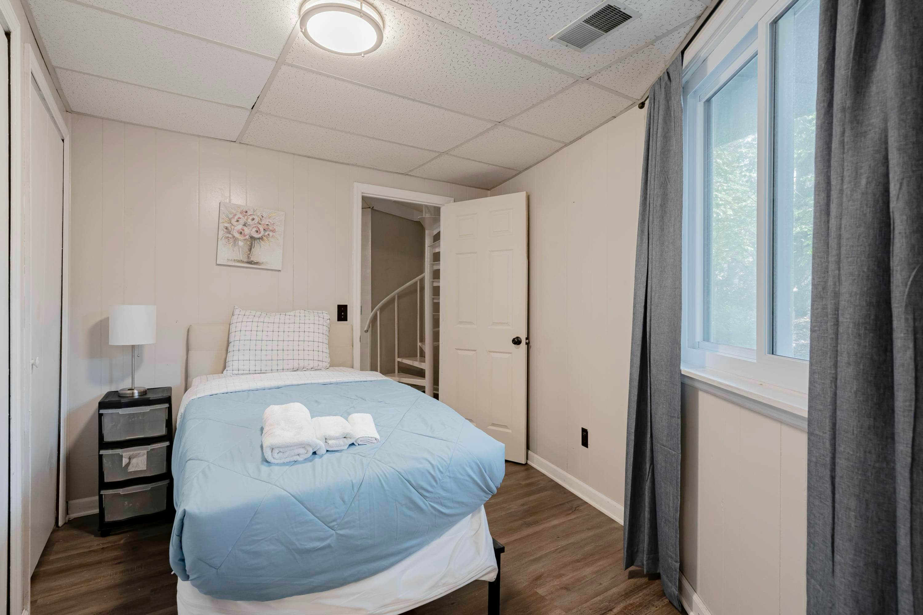 O_7704Drtmore_Columbia