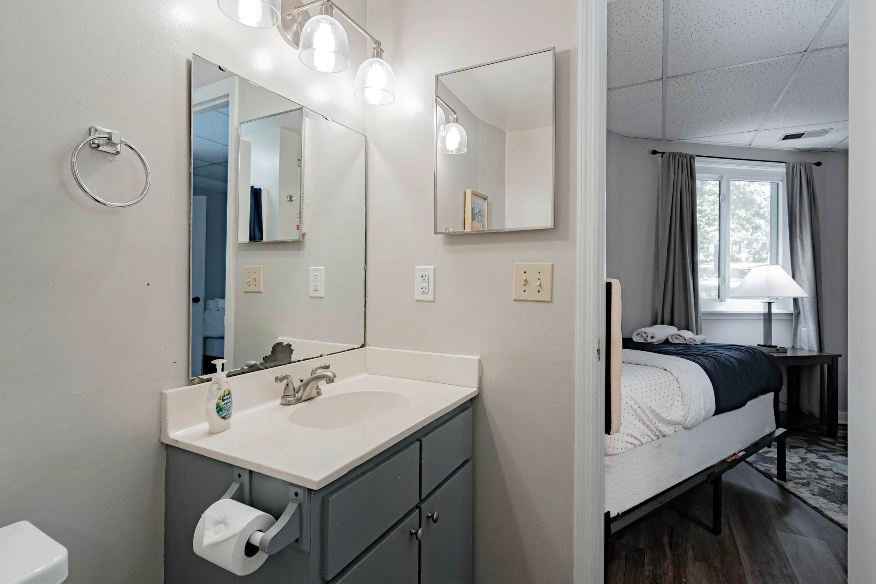 O_7704Drtmore_Columbia