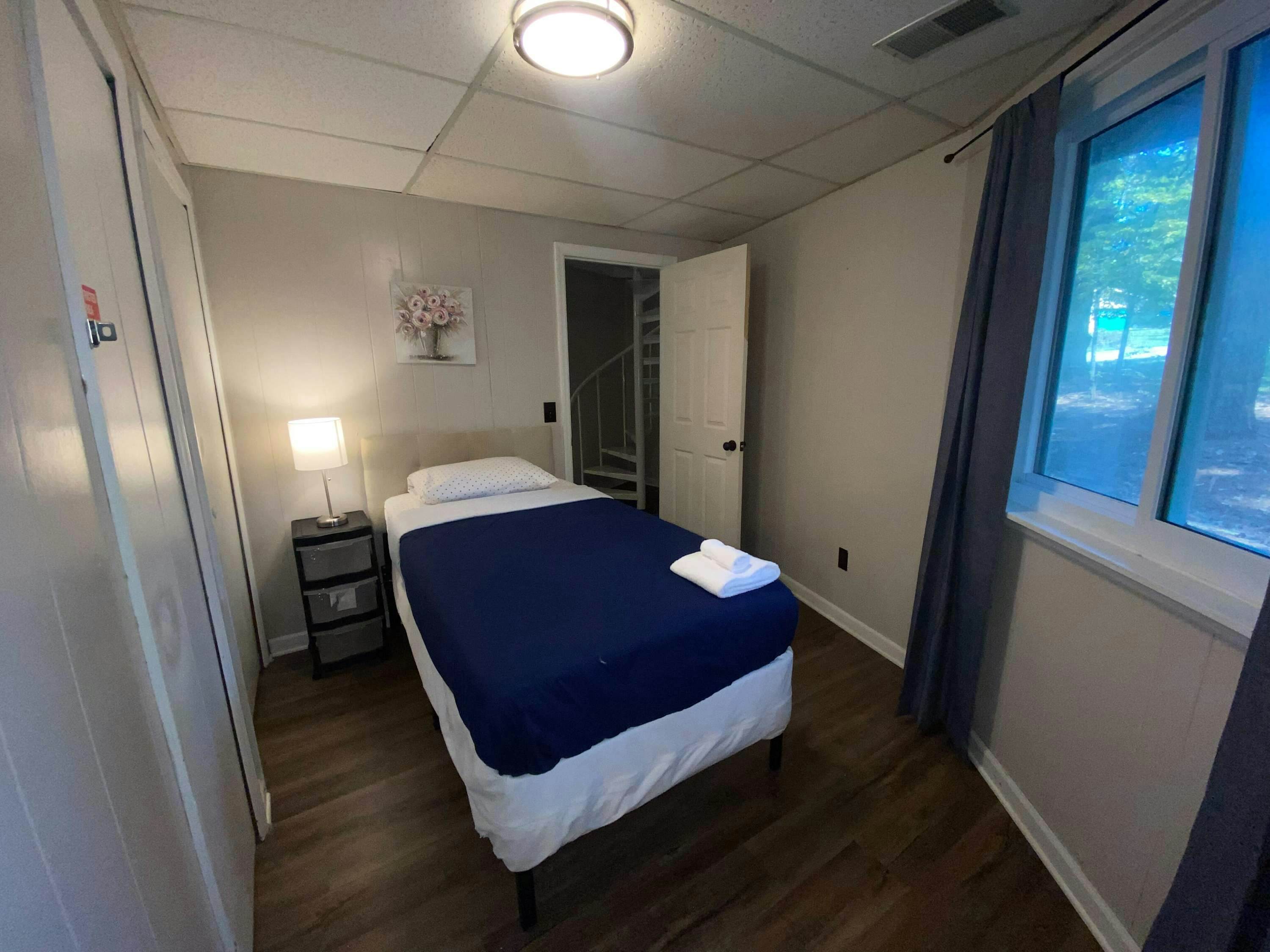 O_7704Drtmore_Columbia