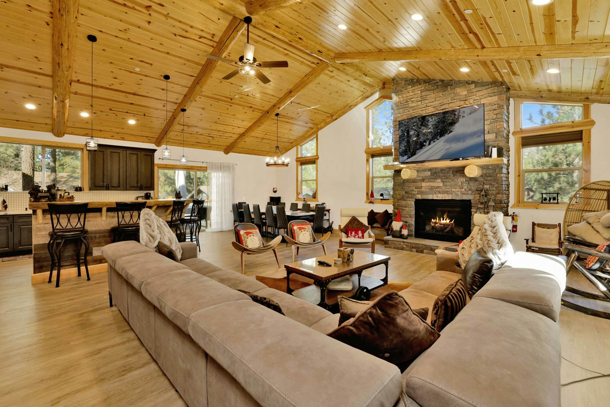 2604-Whispering Pines