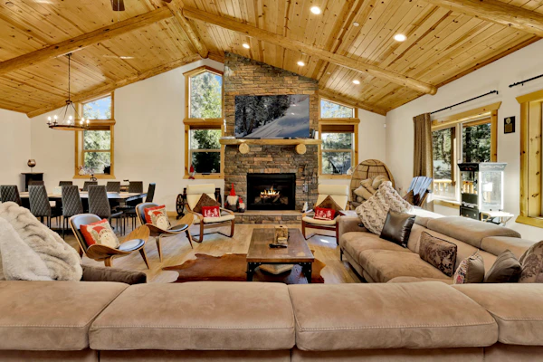 Whispering Pines Big Bear Lake - Ultra-Modern Luxury Log Cabin Retreat - Hot Tub