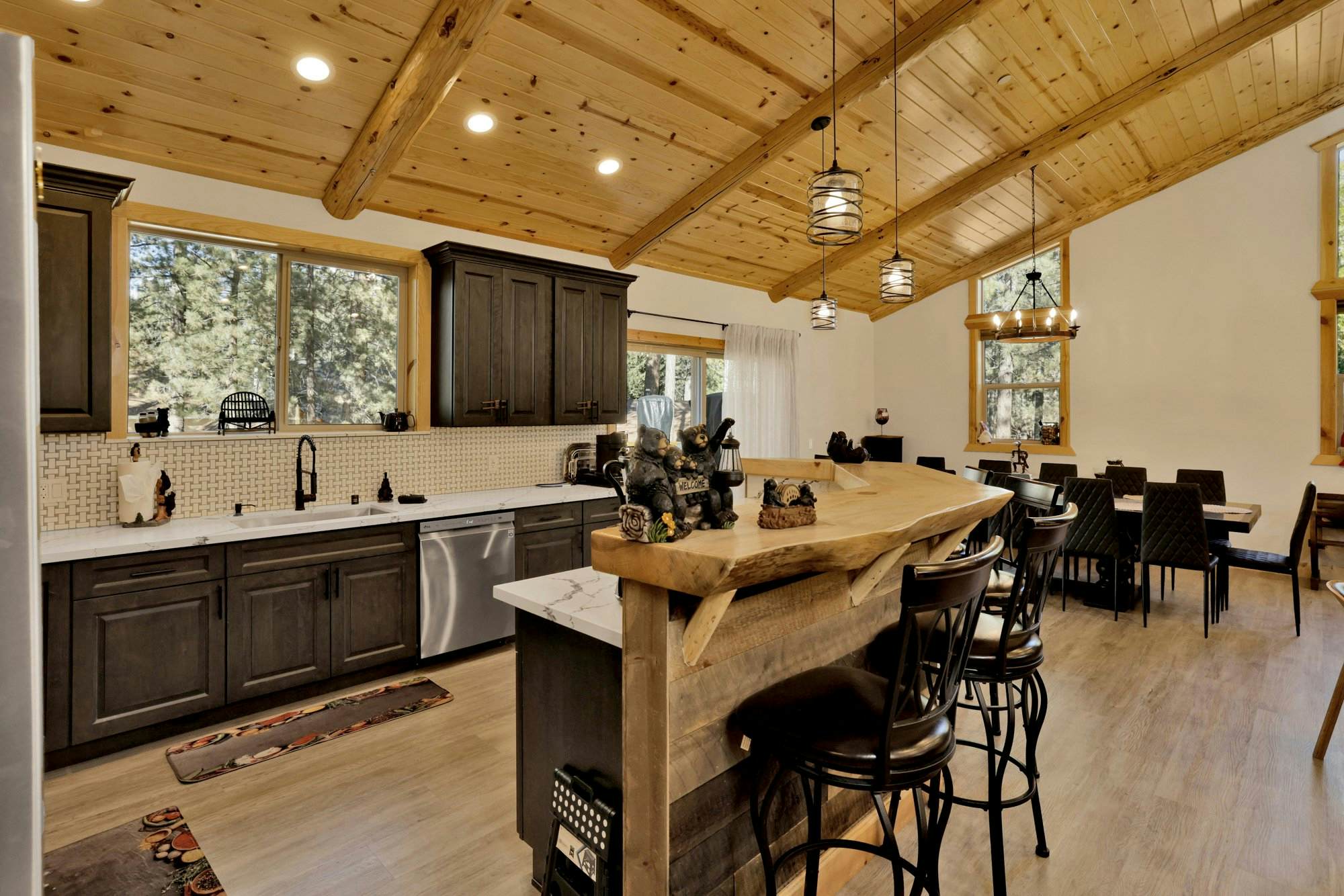 2604-Whispering Pines