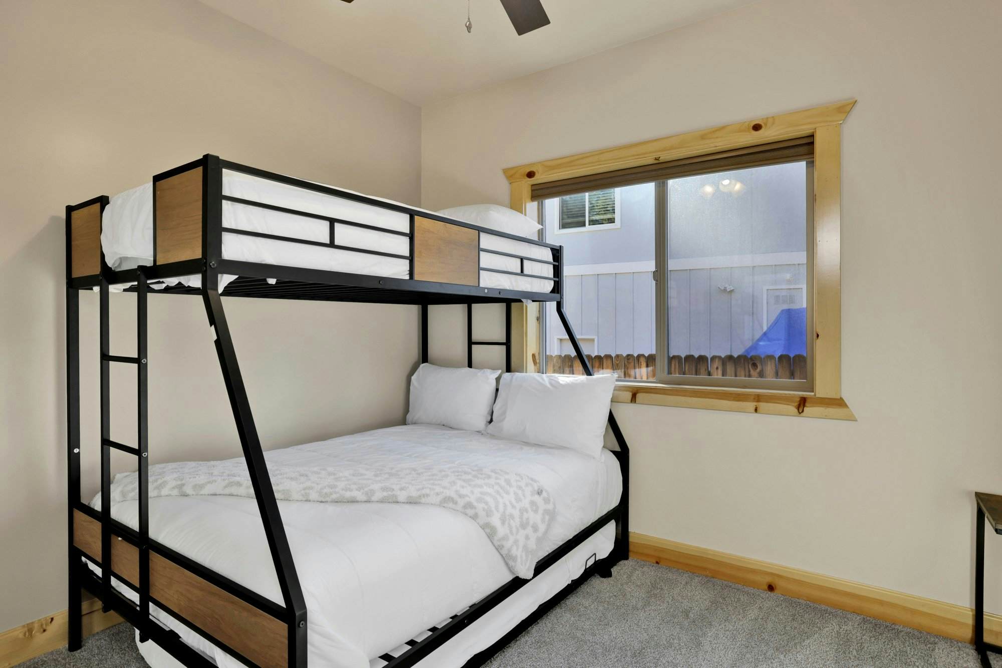 2604-Whispering Pines