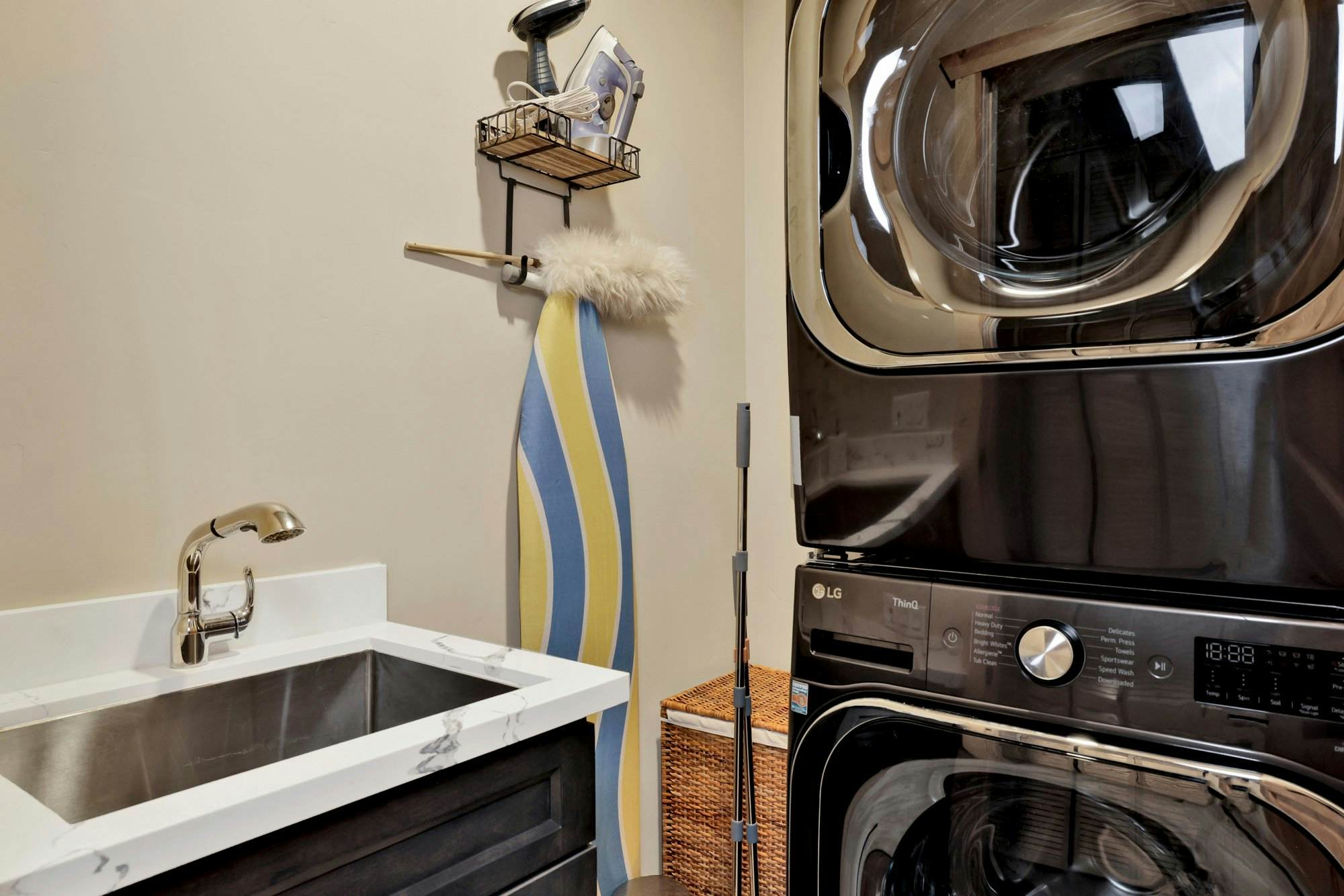 2604-Whispering Pines