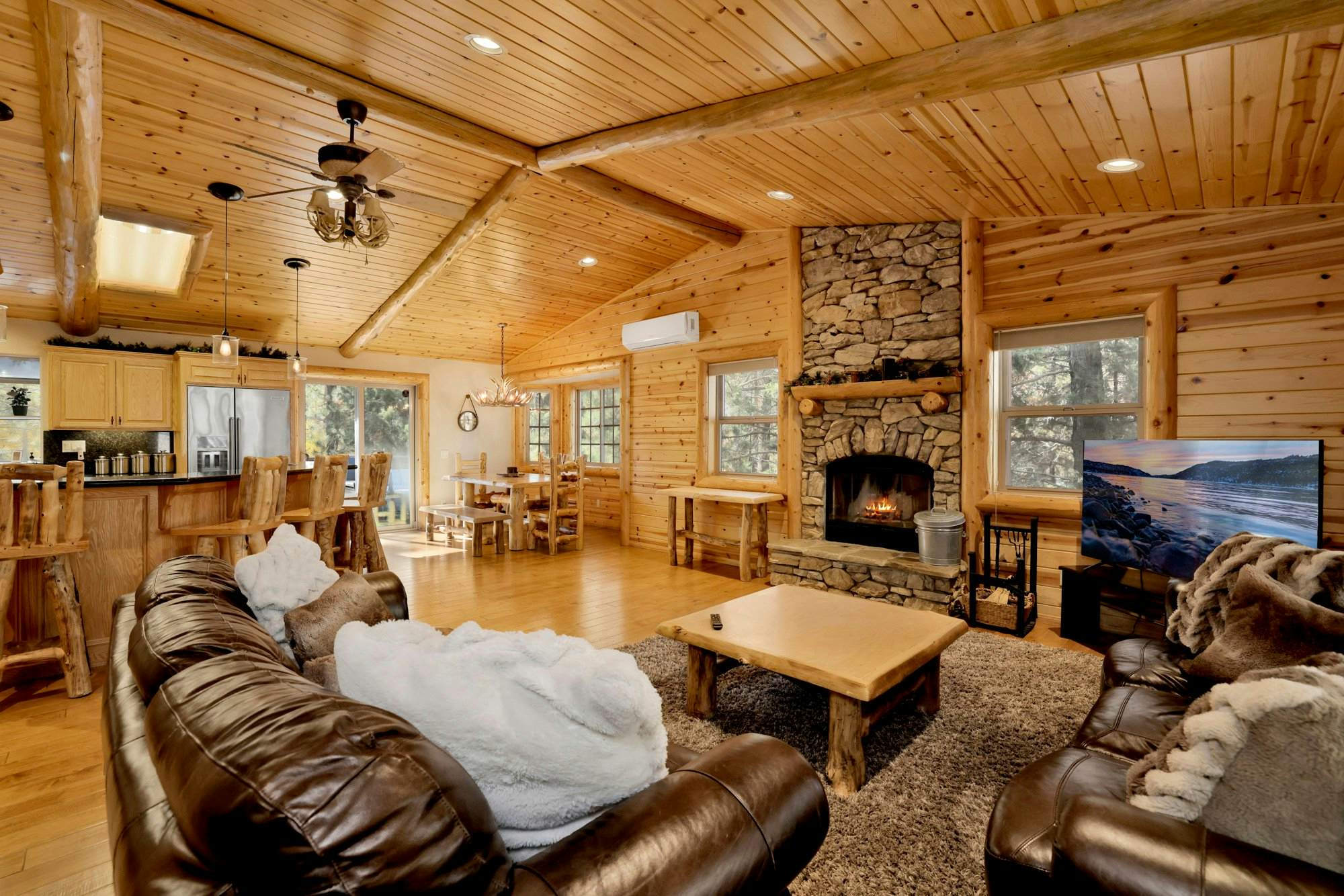 2588-Fox Hollow Retreat