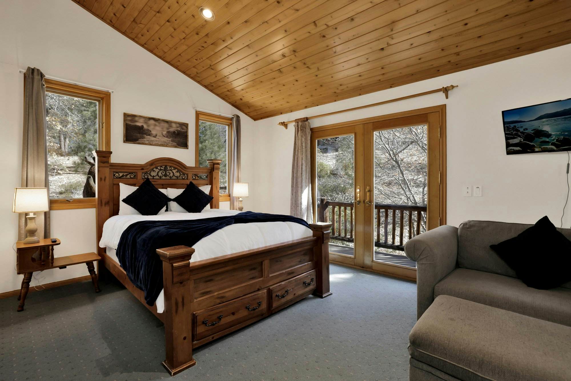 2597-The Village Timber Lodge