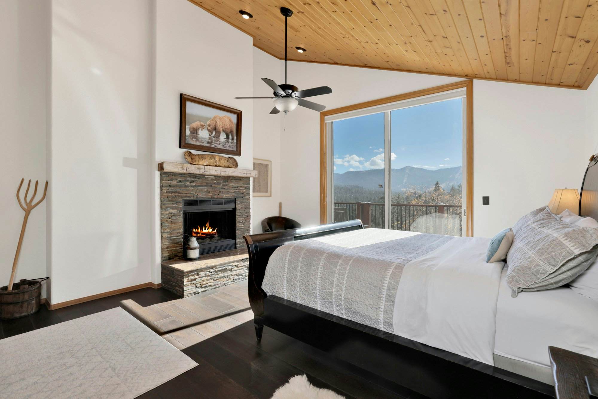 2606-View on the Rocks