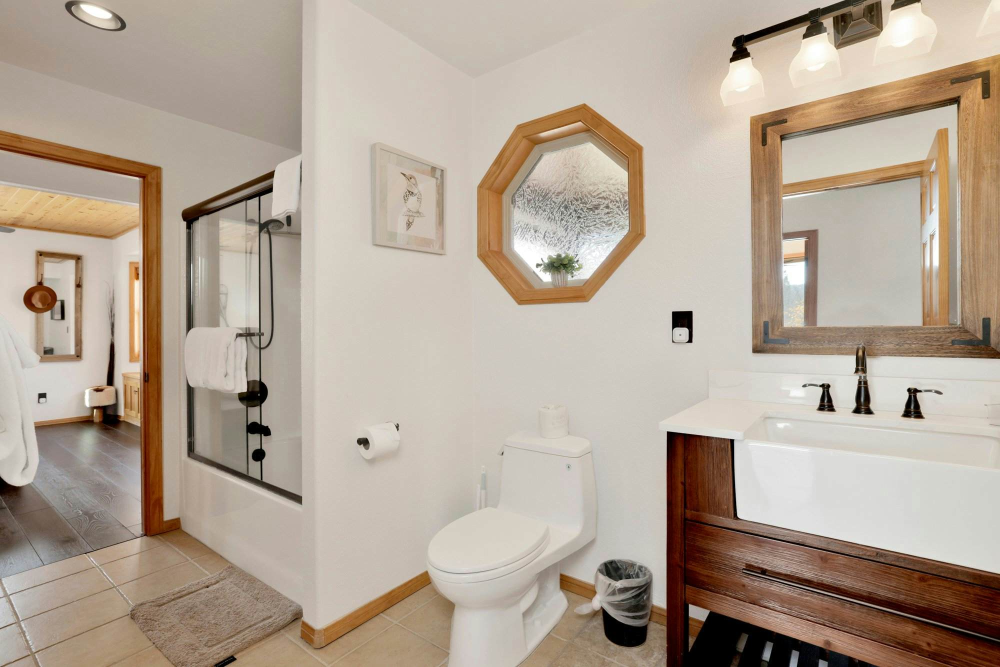 2606-View on the Rocks