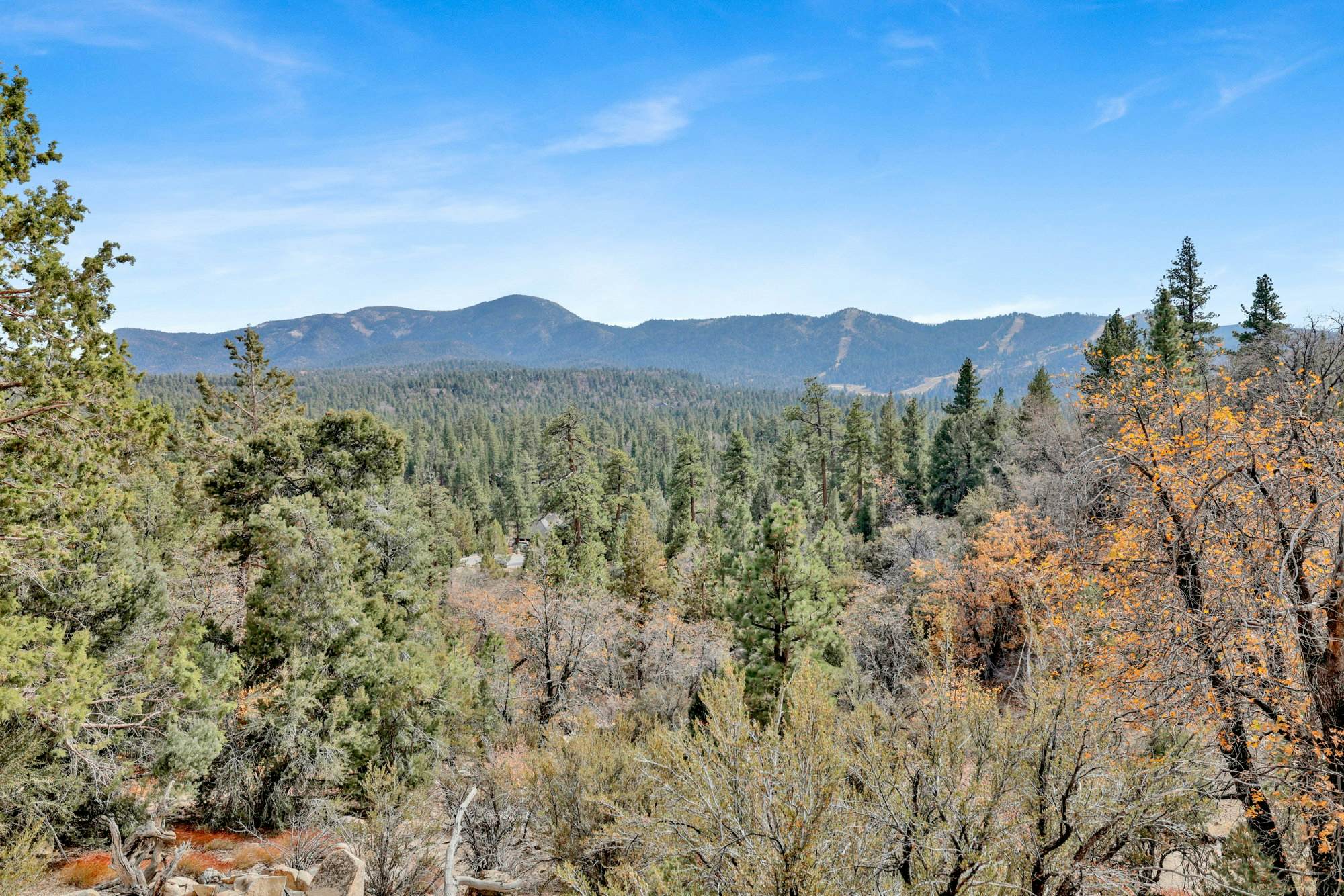 2606-View on the Rocks