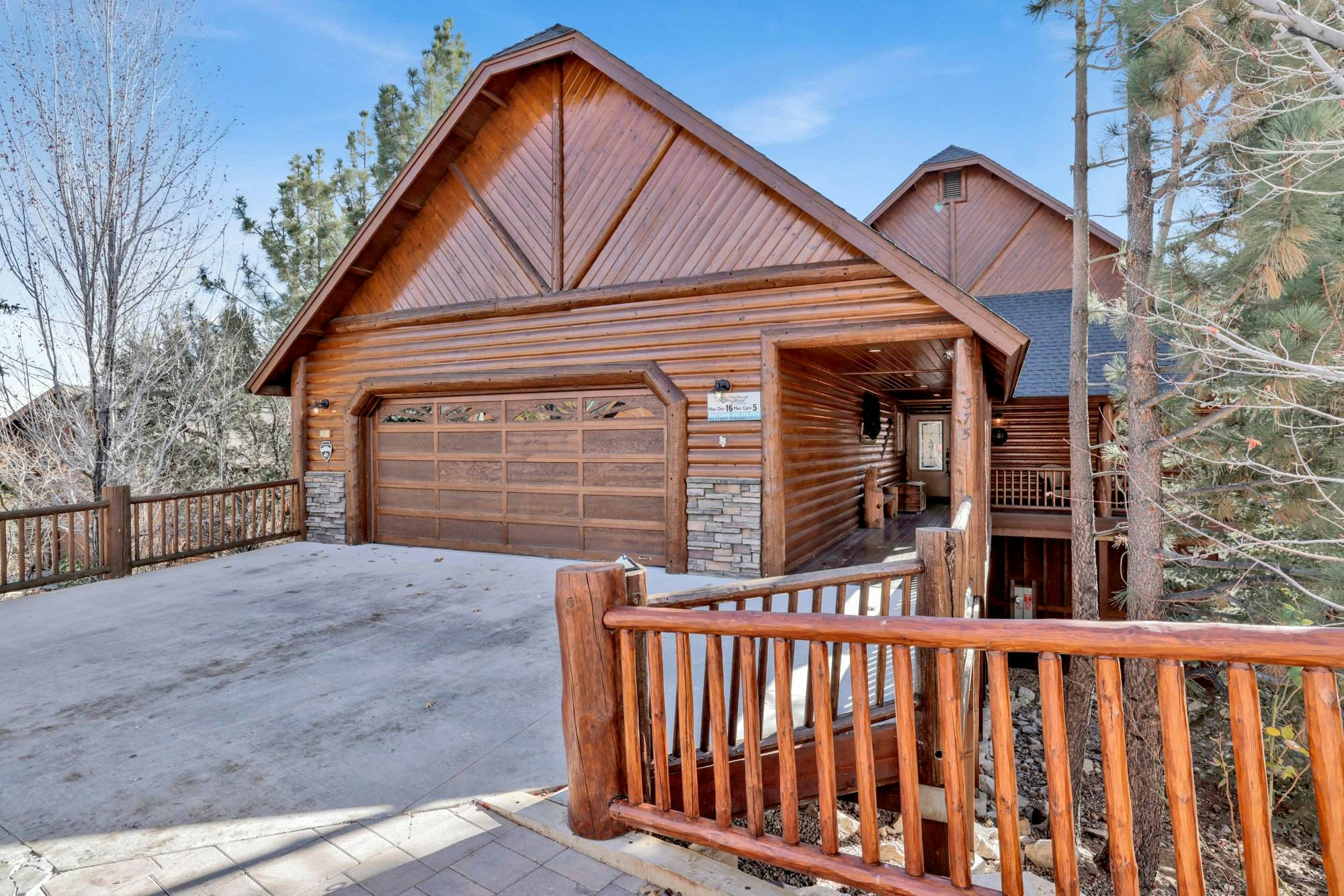 2606-View on the Rocks