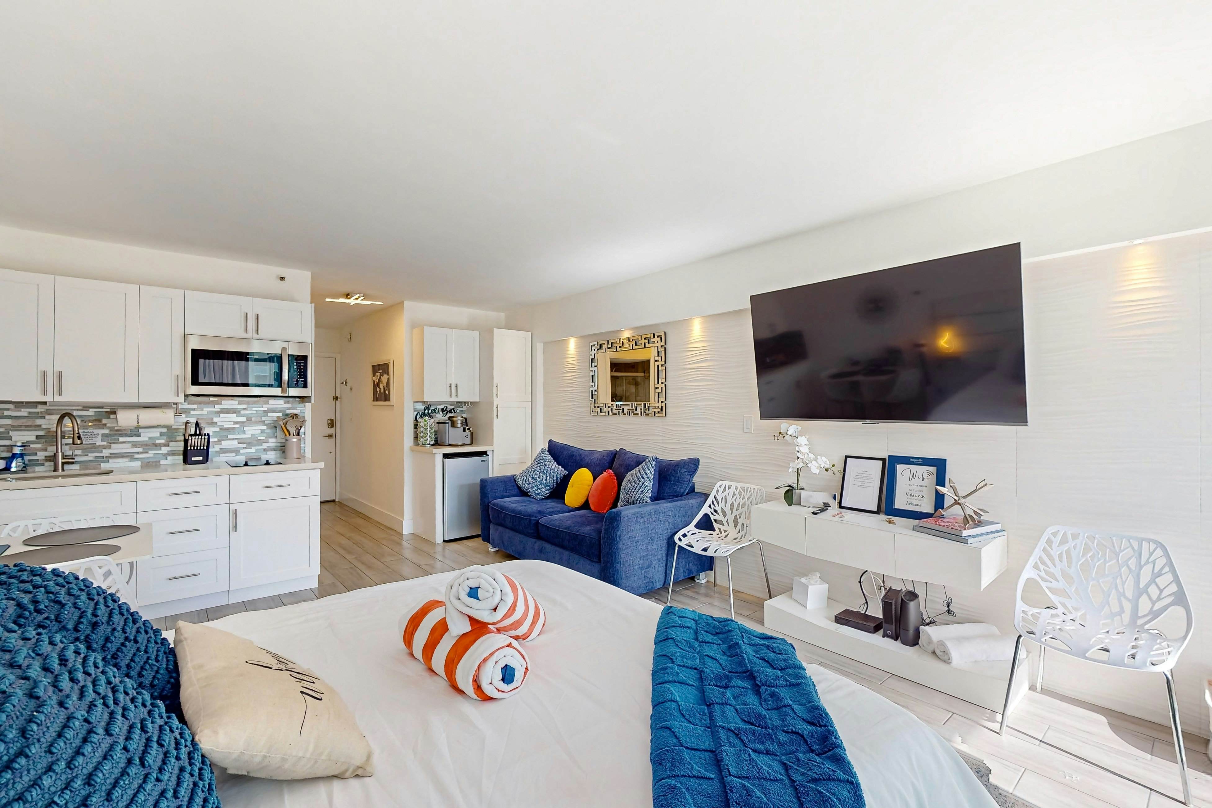 Daytona Beach Club 313 - Beach Bliss