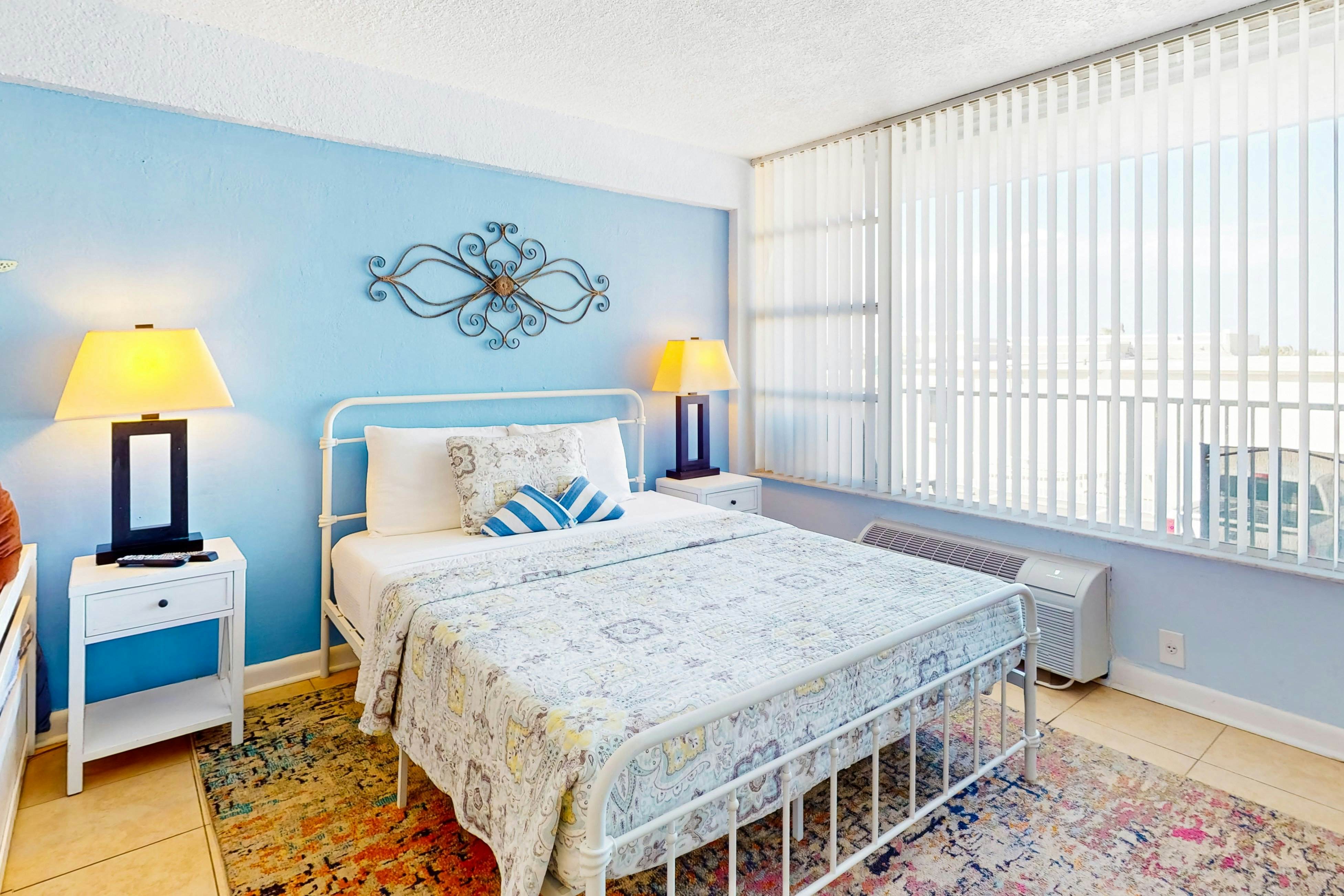 Daytona Beach Club 320 - Daytona Dreamin'