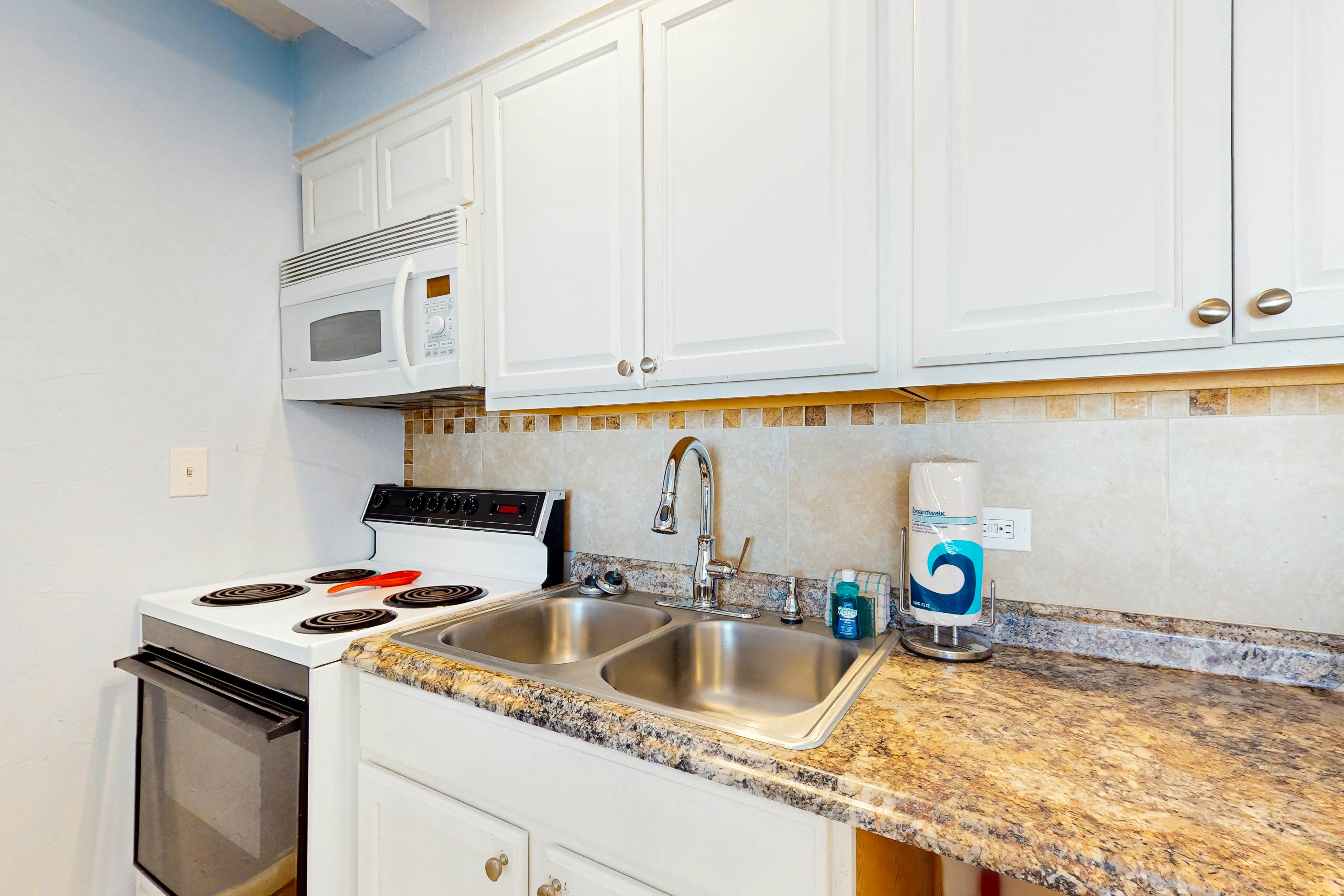 Daytona Beach Club 320 - Daytona Dreamin'