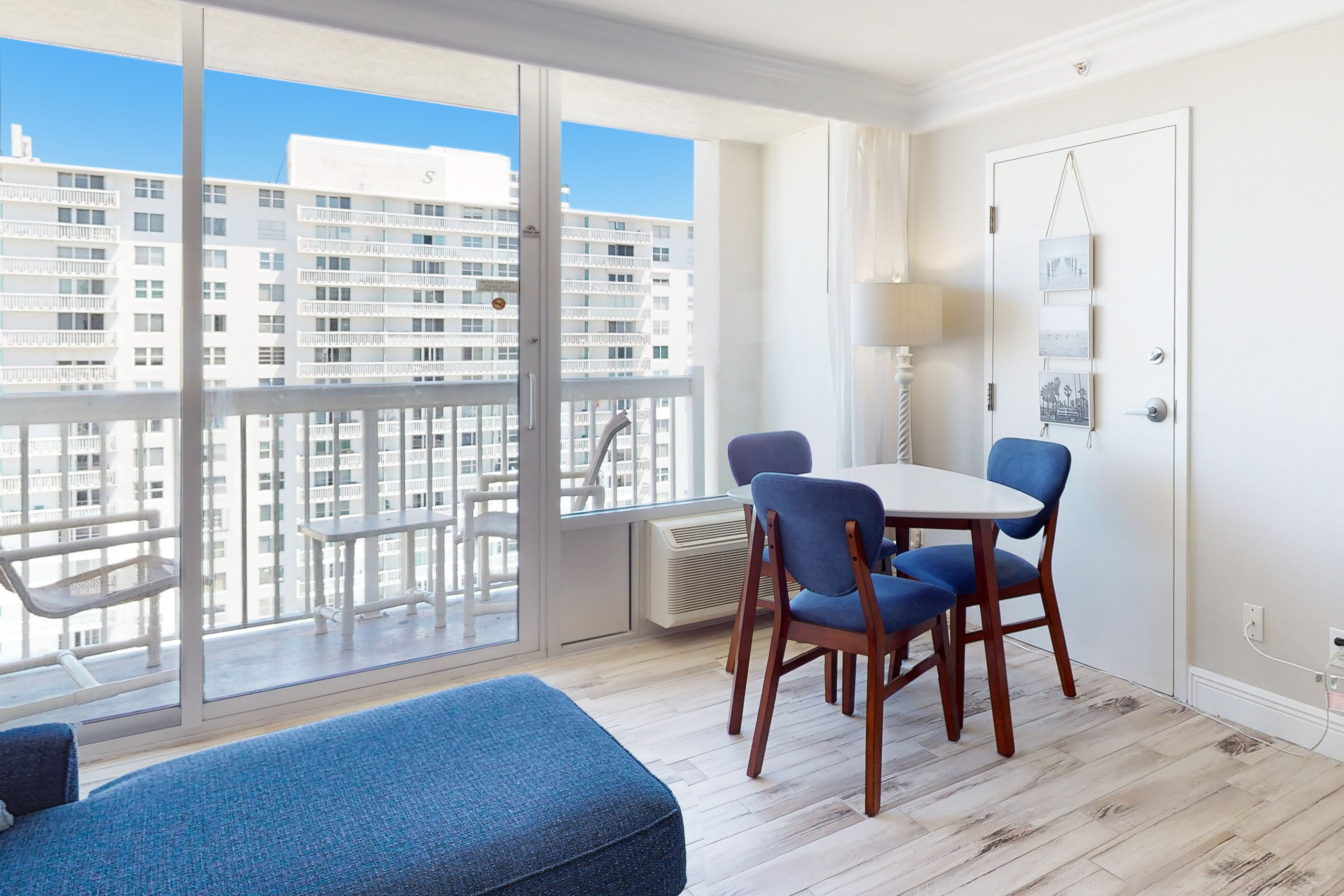 Oceanfront 12th-Floor Suite with Views, Pool & Prime Location