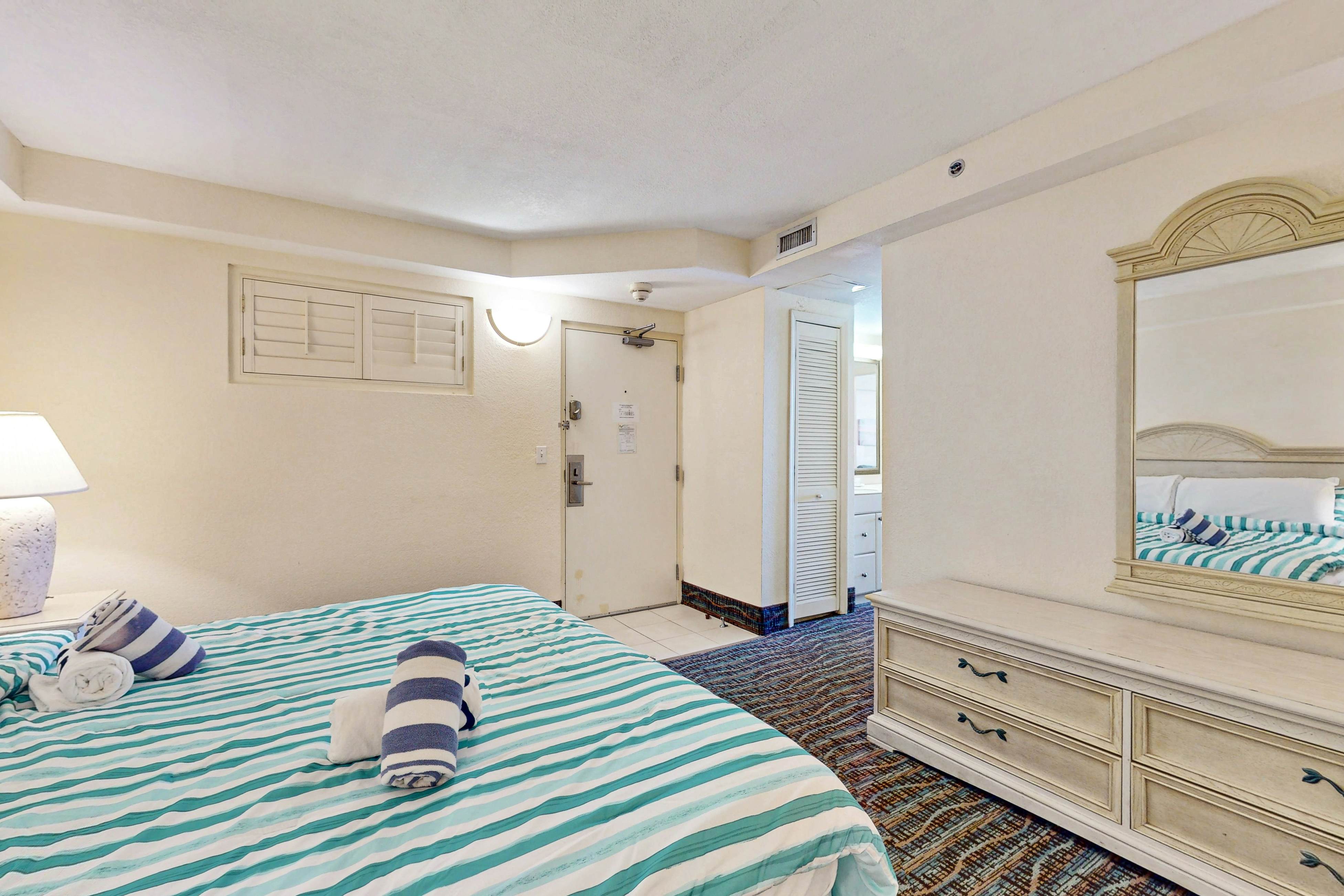 Daytona Beach Resort 533 - Oceanfront Oasis