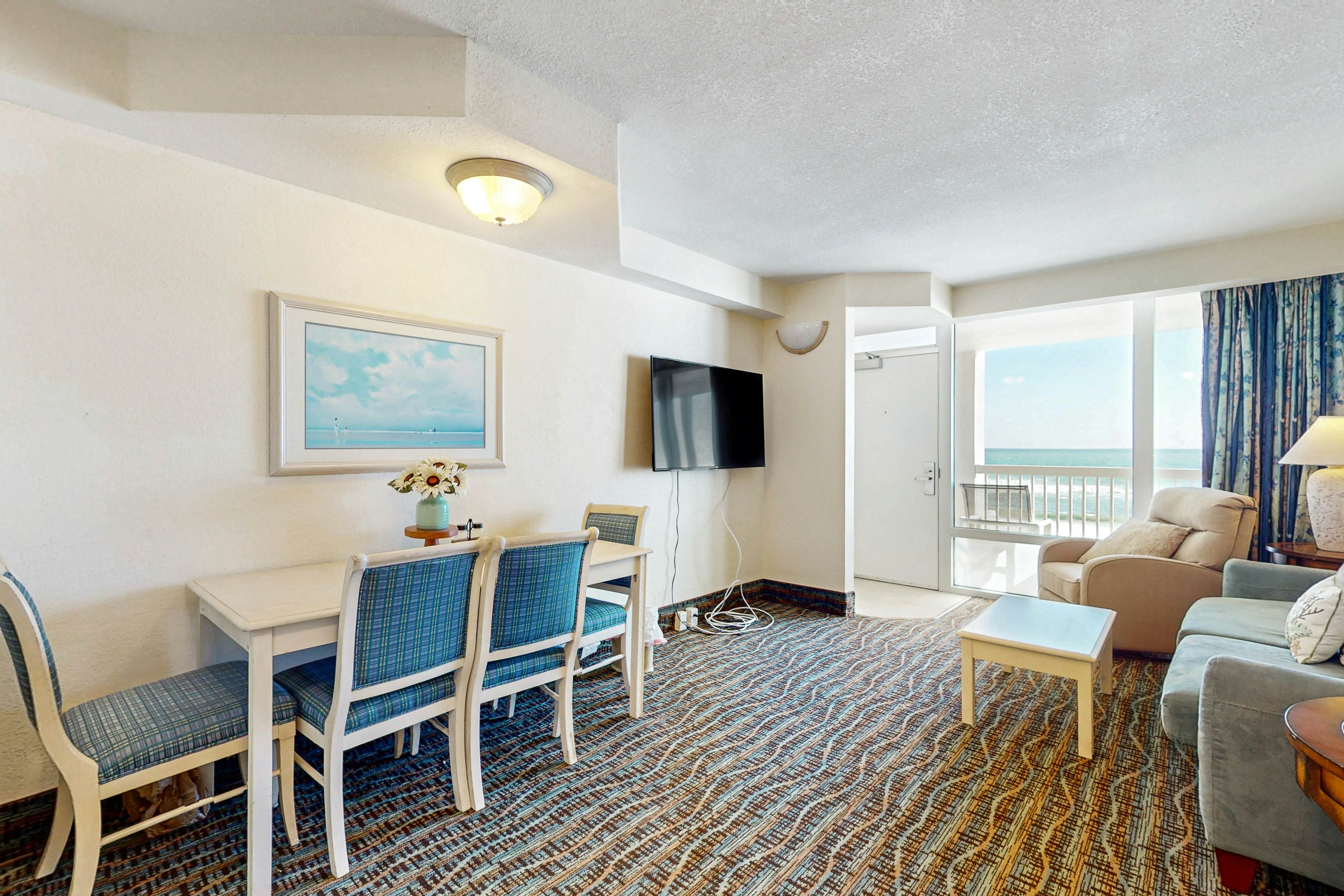 Daytona Beach Resort 533 - Oceanfront Oasis